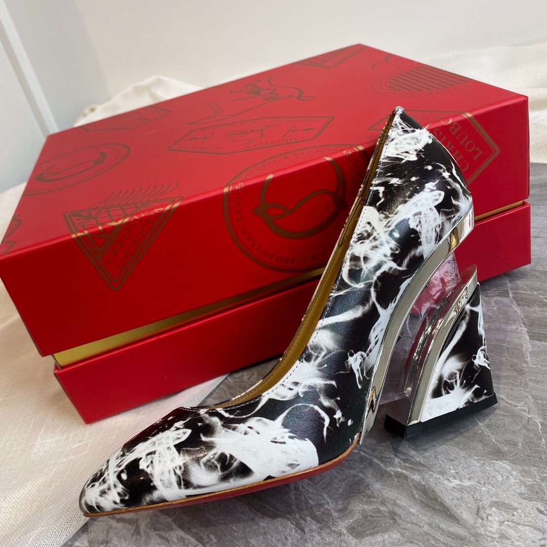 002 33123111 SIZE 35-41
