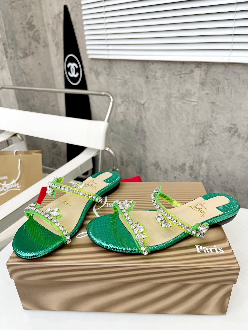 096 19123079  SIZE 35-42