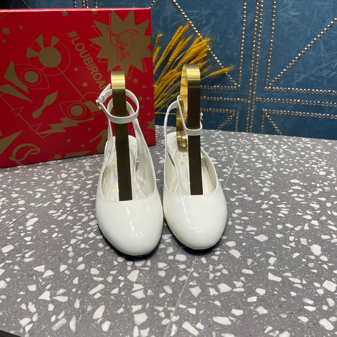 072 33123111 SIZE 35-42