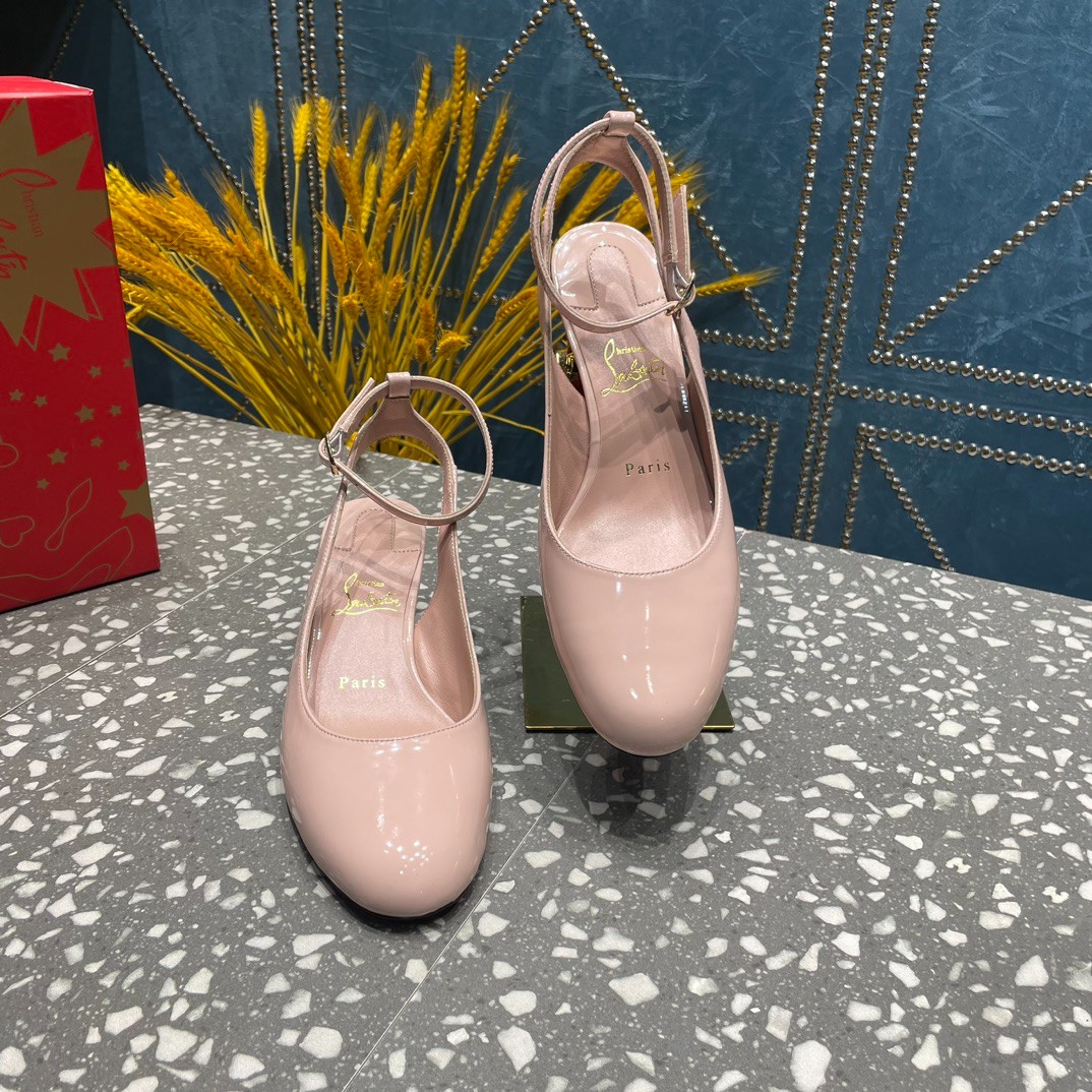 070 33123111 SIZE 35-42