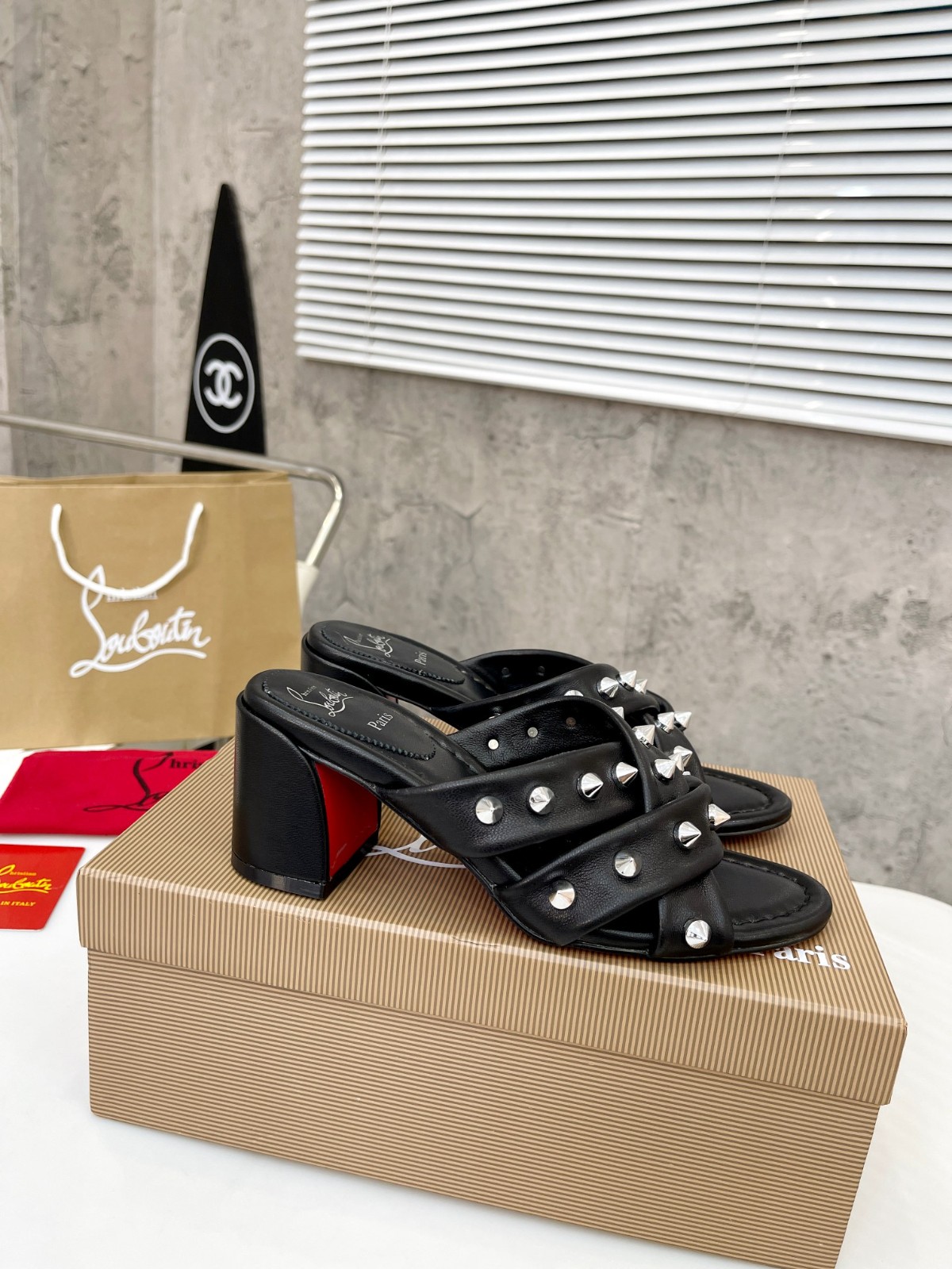 069 24123090 SIZE 35-42