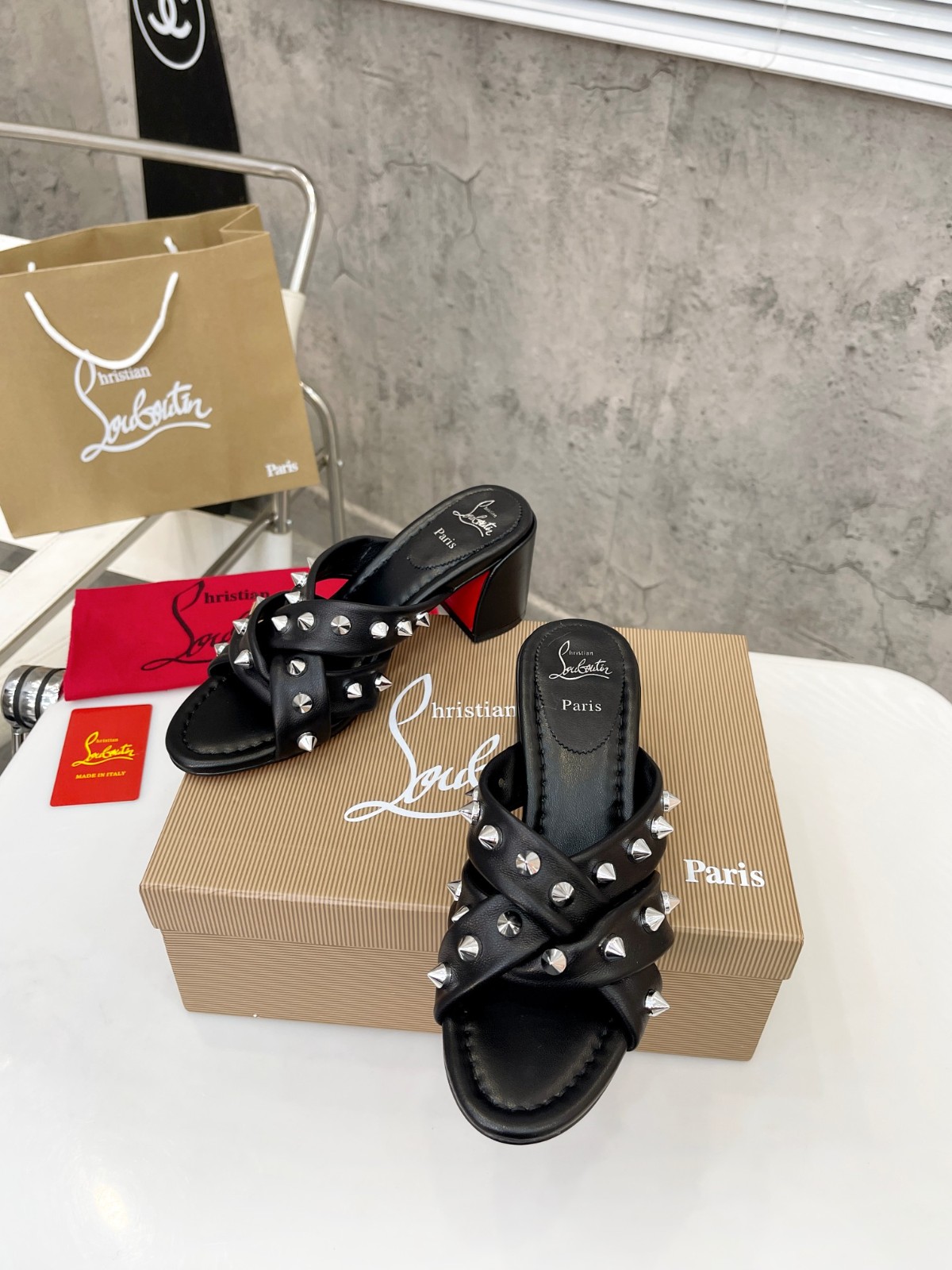 069 24123090 SIZE 35-42