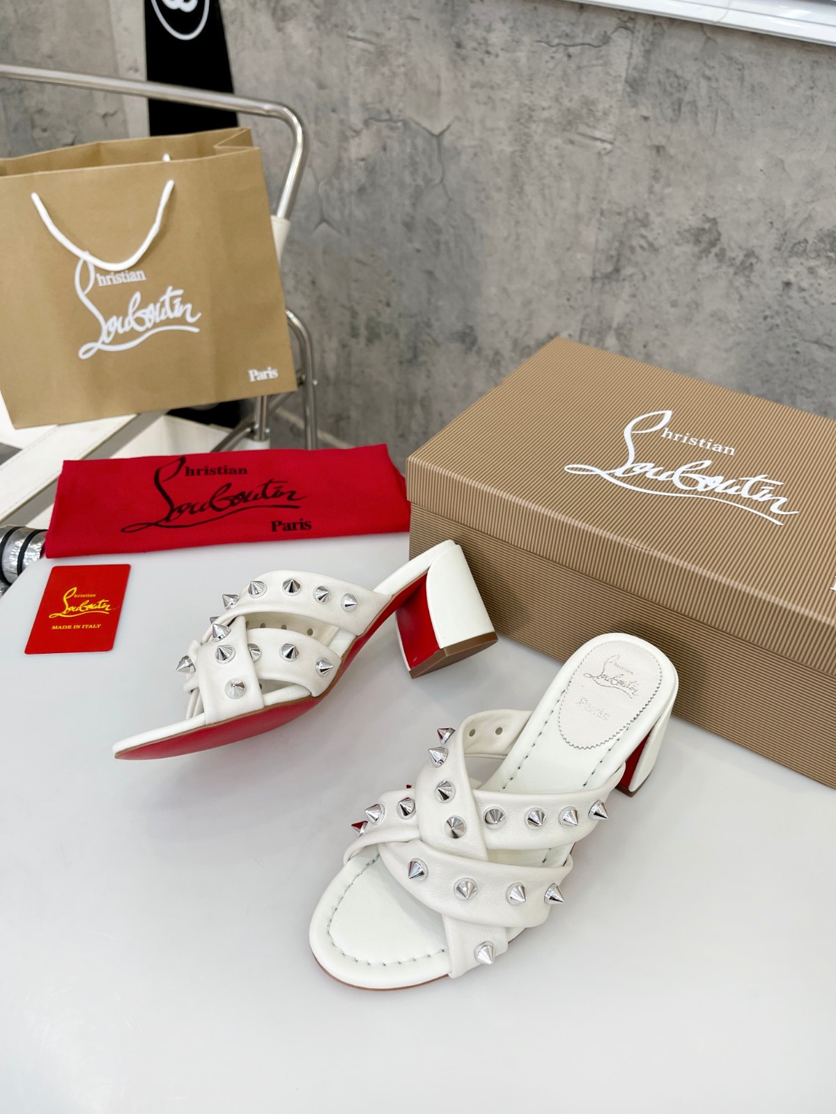 068 24123090 SIZE 35-42