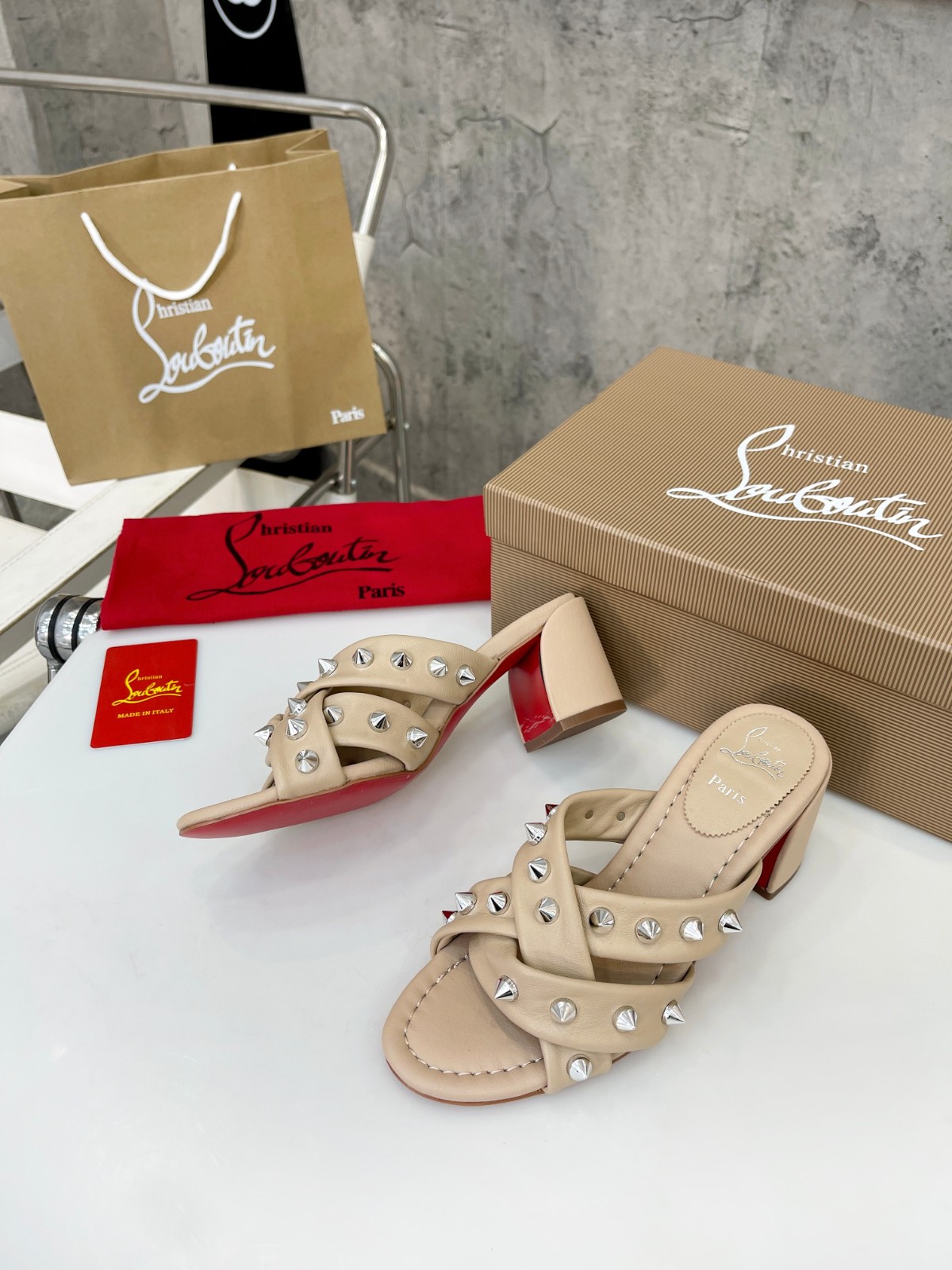 067 24123090 SIZE 35-42