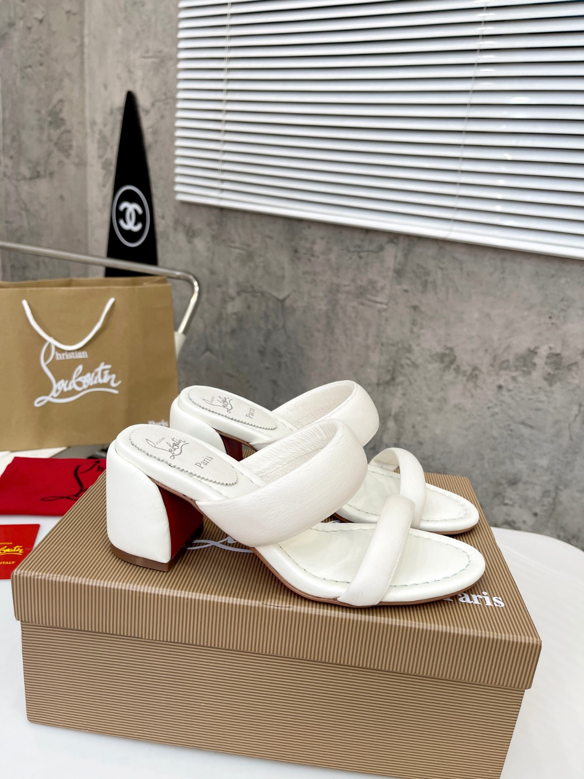 063 23123088 SIZE 35-42