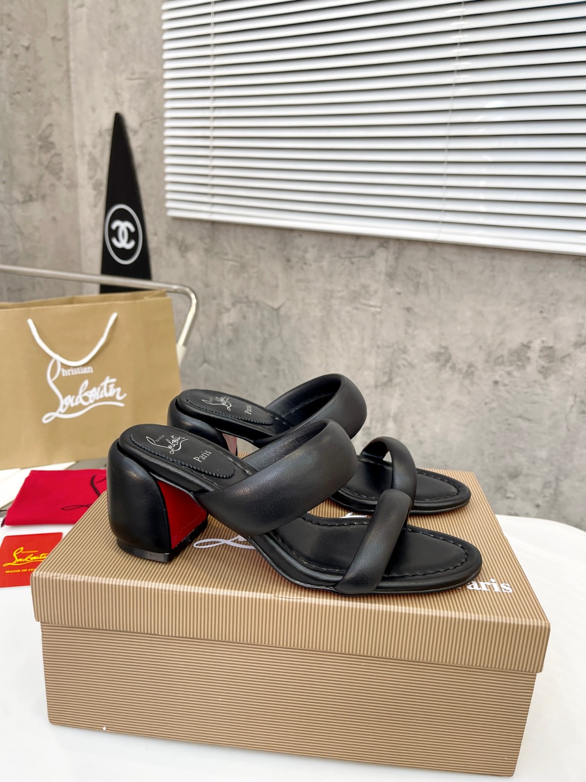 062 23123088 SIZE 35-42