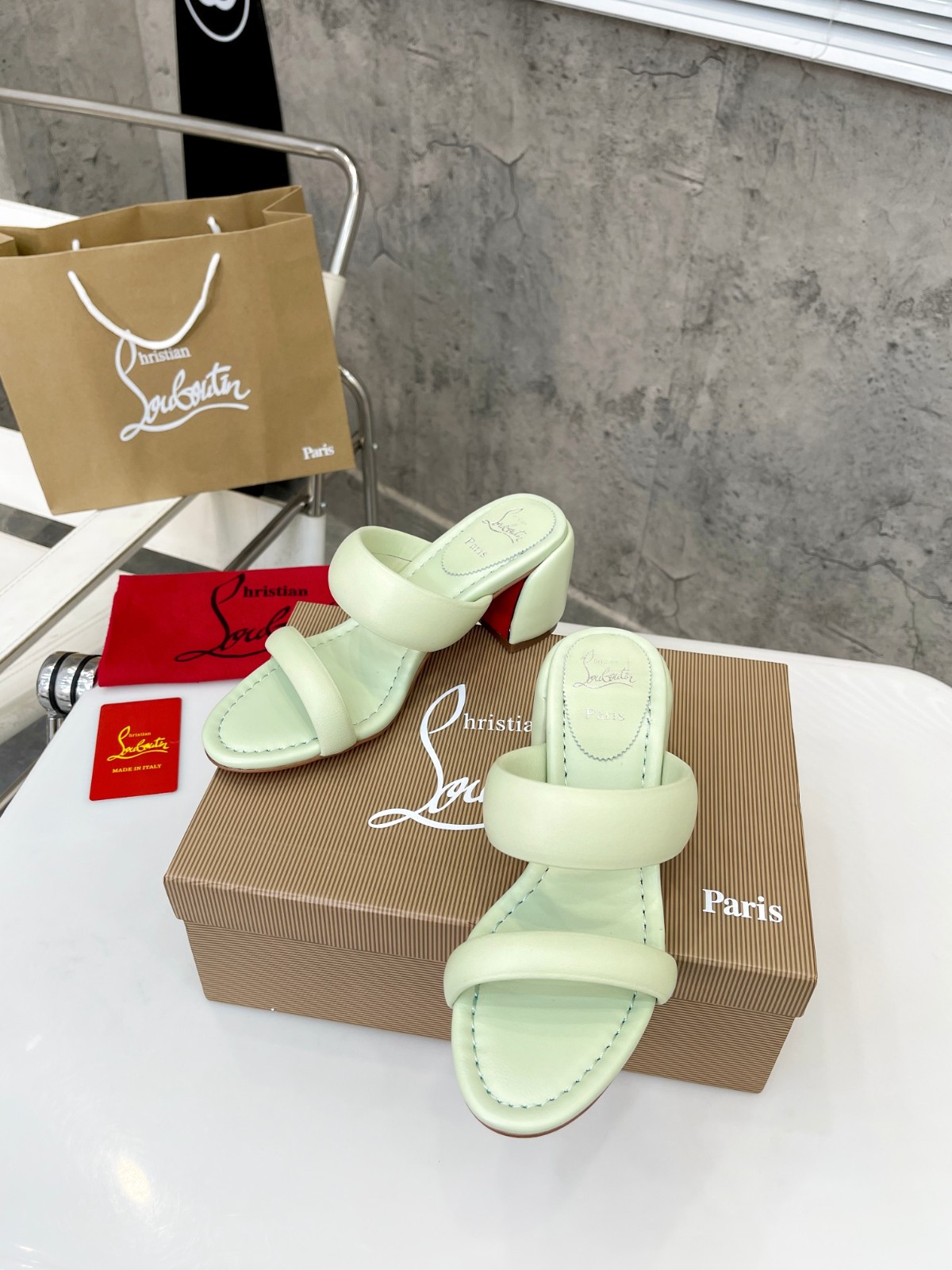 061 23123088 SIZE 35-42