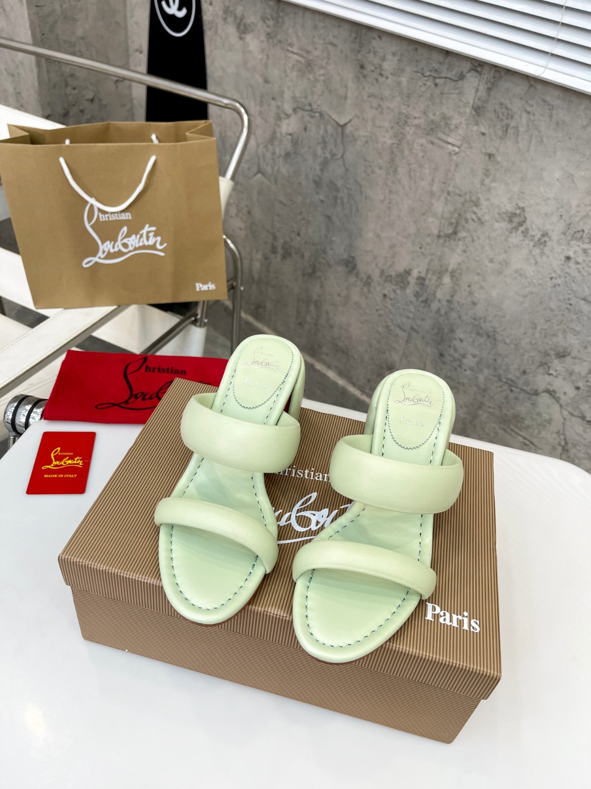 061 23123088 SIZE 35-42