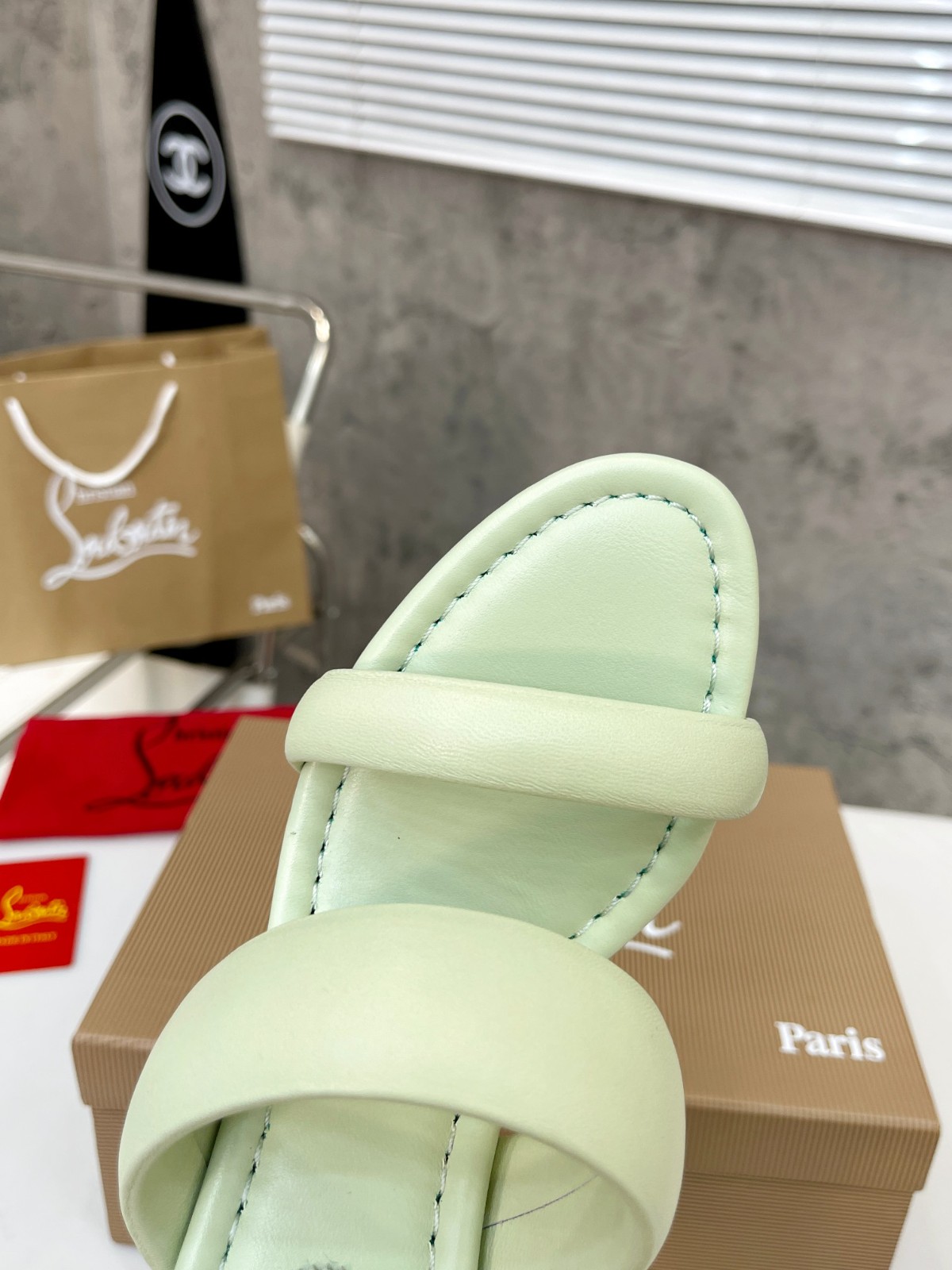 061 23123088 SIZE 35-42