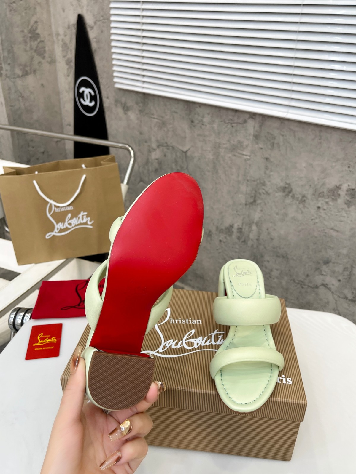 061 23123088 SIZE 35-42