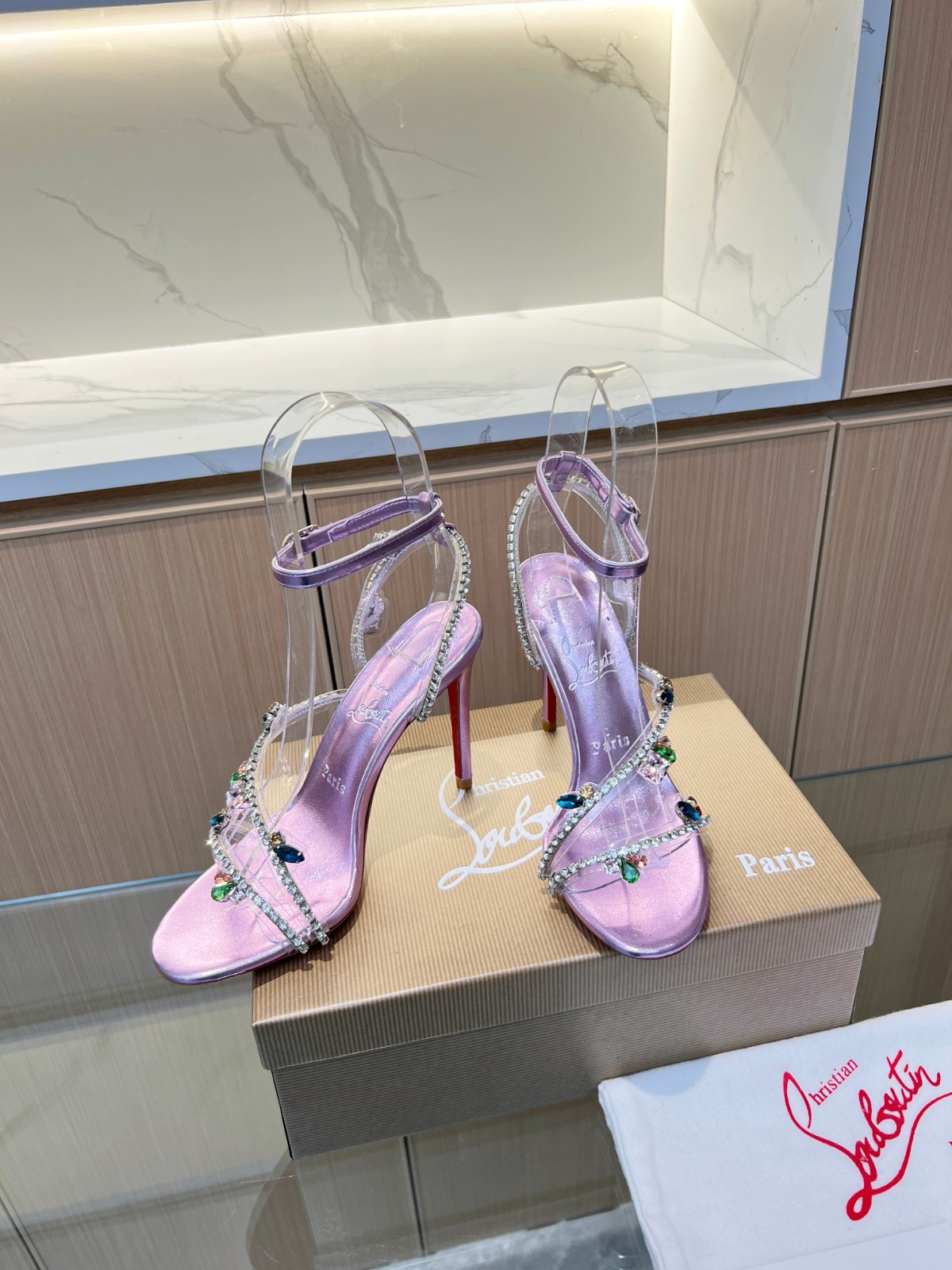 053 30123104 SIZE 35-43