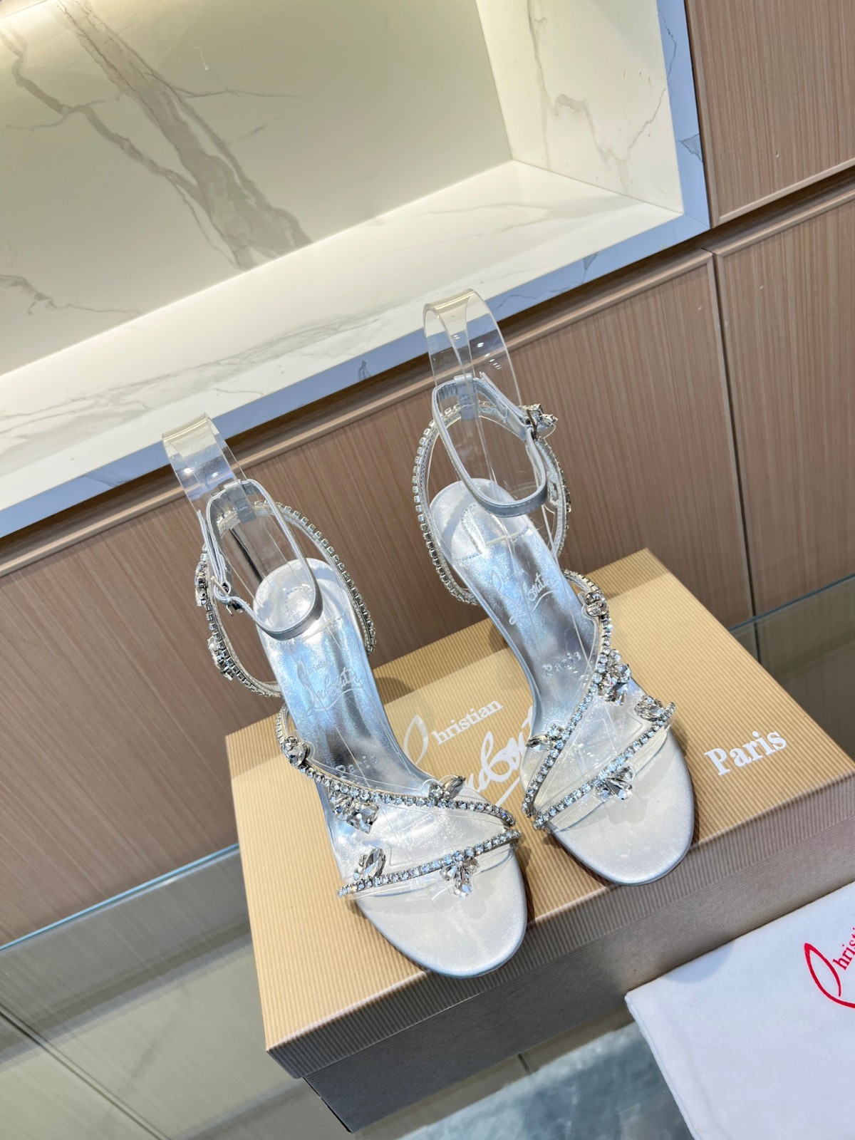 052 30123104 SIZE 35-43
