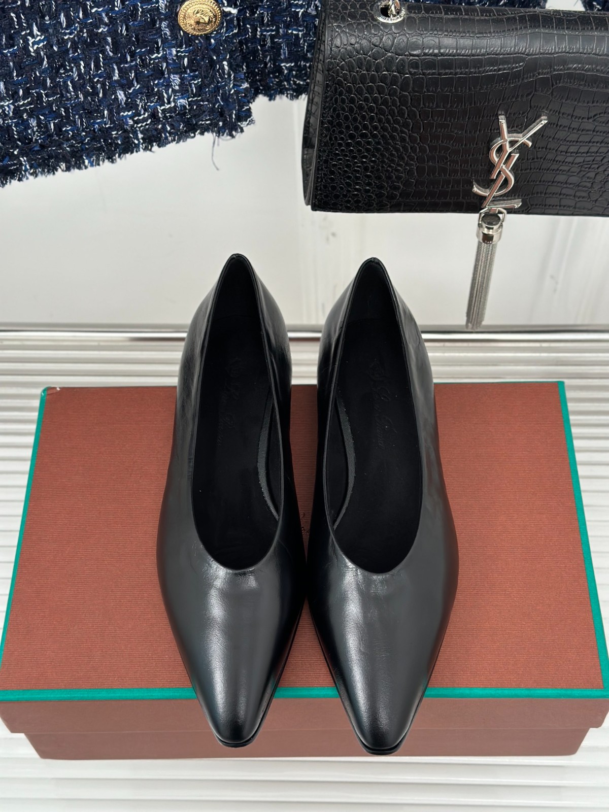 035 33123111 SIZE 35-40