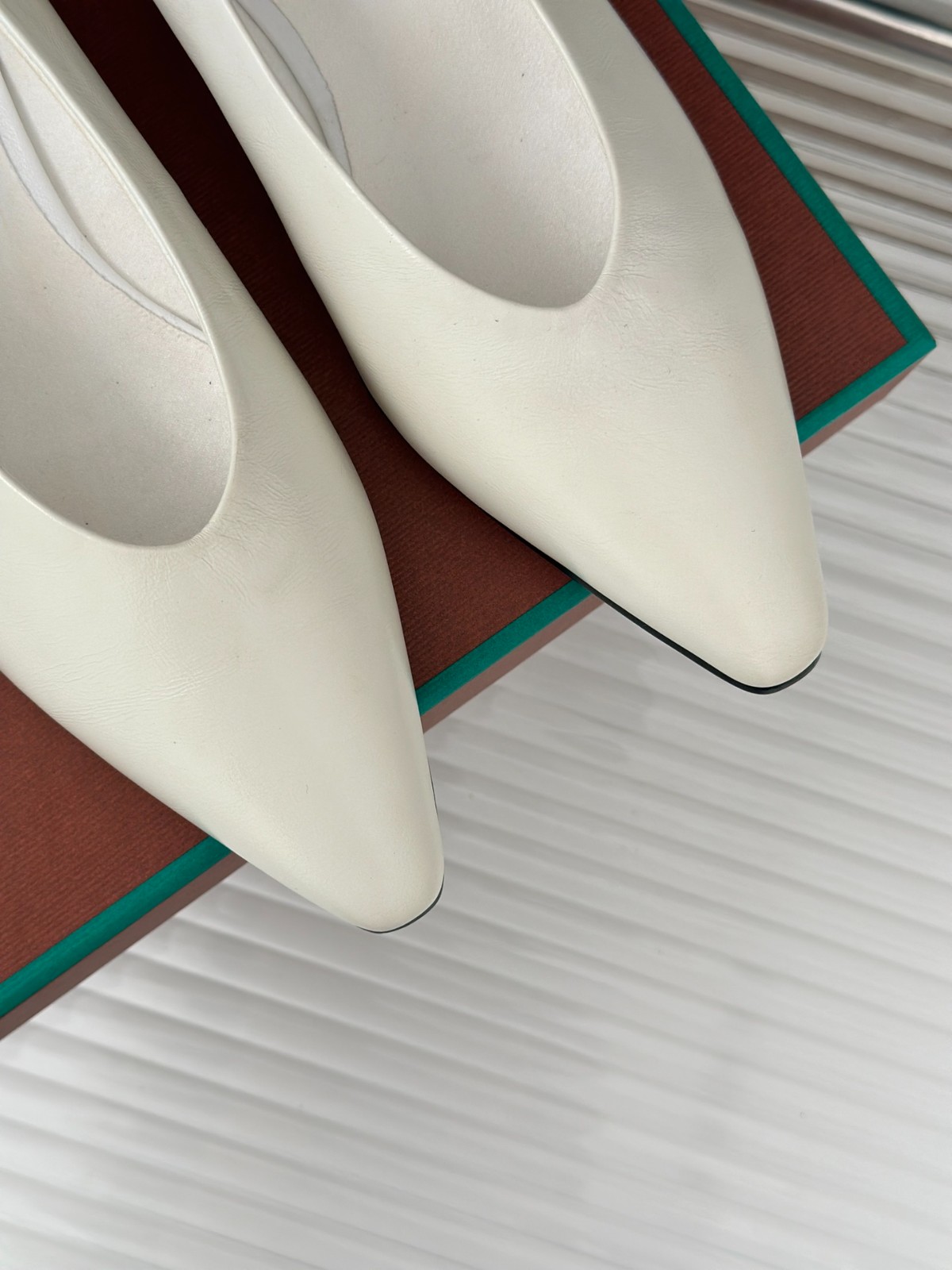 034 33123111 SIZE 35-40