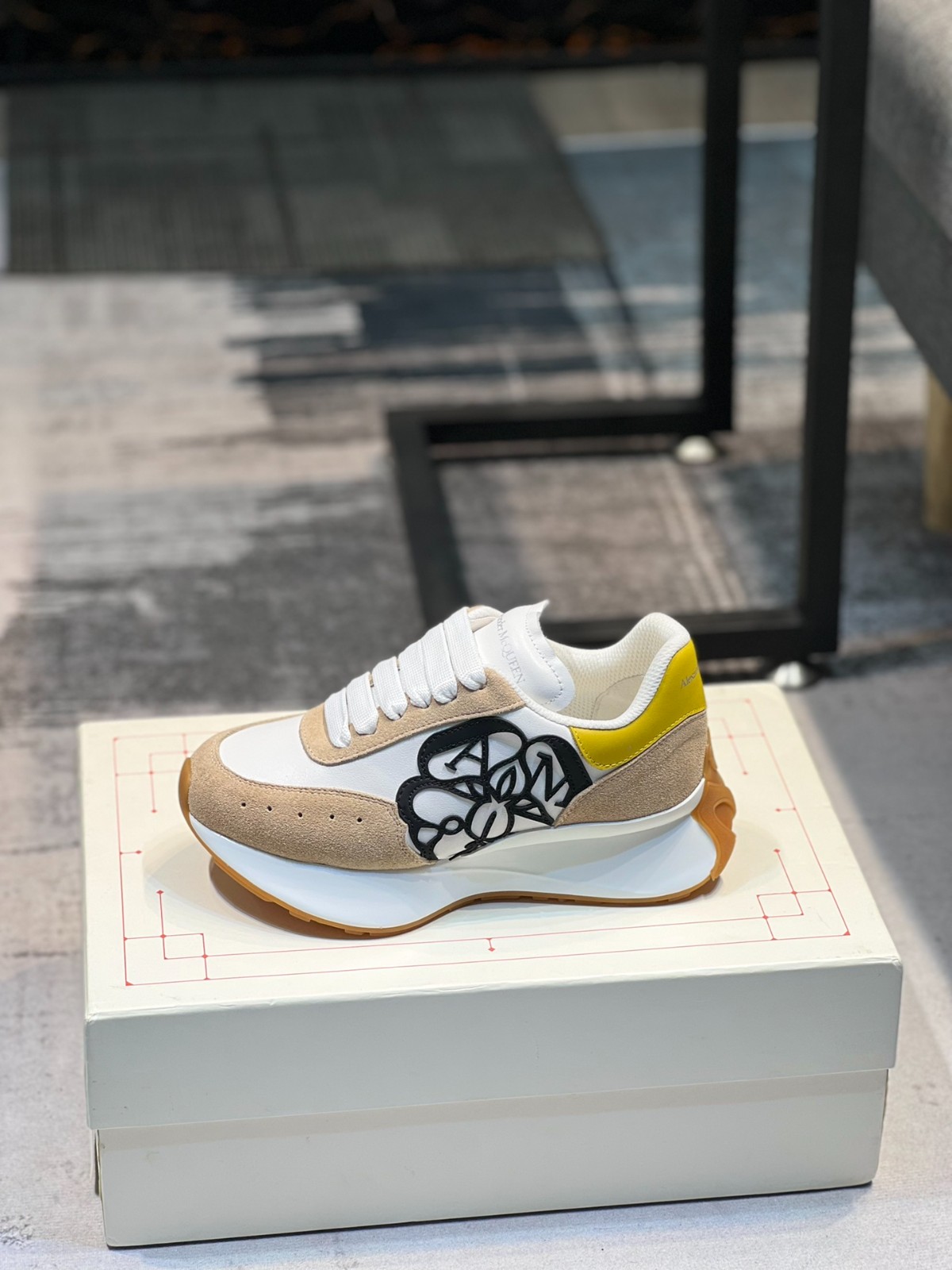 026 026#009-Alexander McQueen-01-2023SS