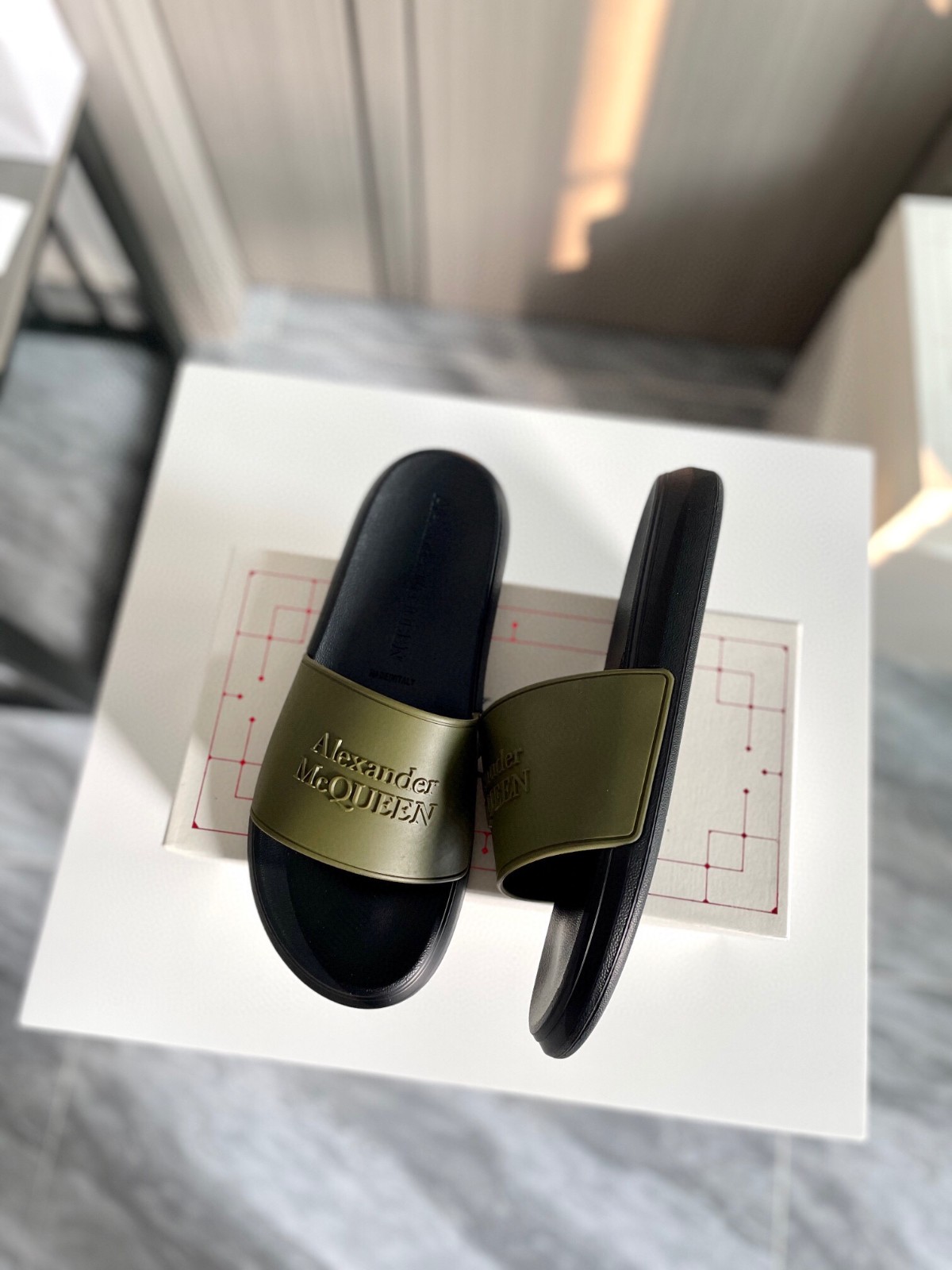 024 024#009-Alexander McQueen-01-2023SS