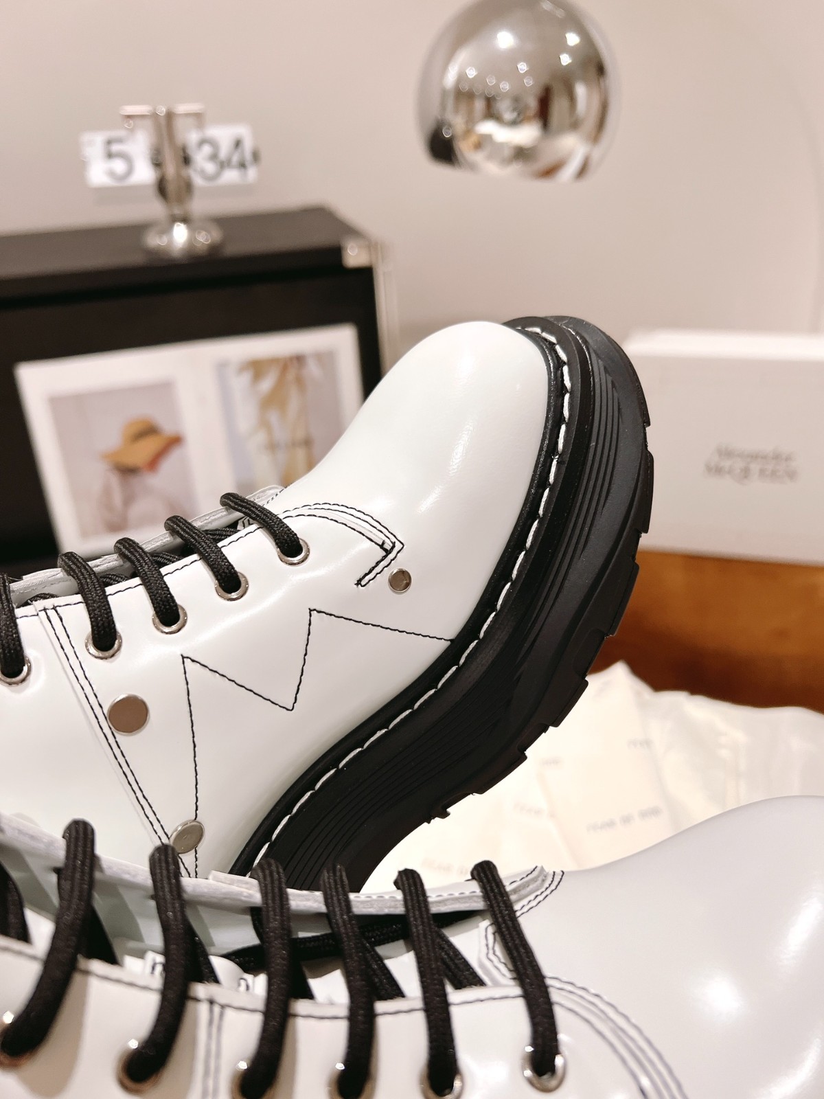 085 SIZE 35-40