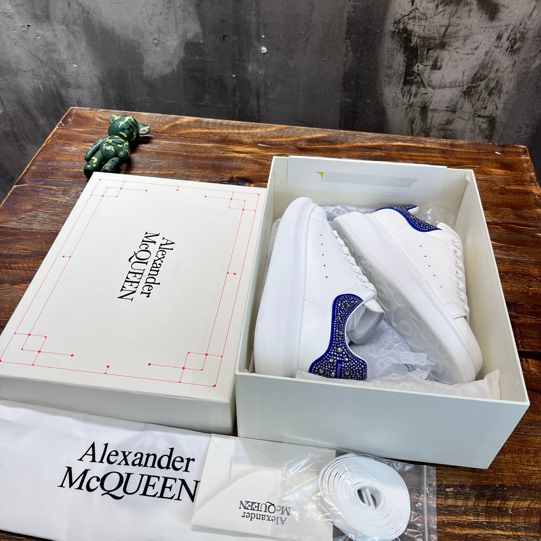 070 40123127 SIZE 34-45