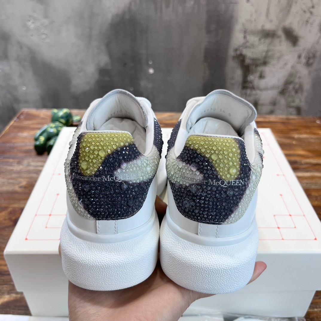 067 40123127 SIZE 34-45