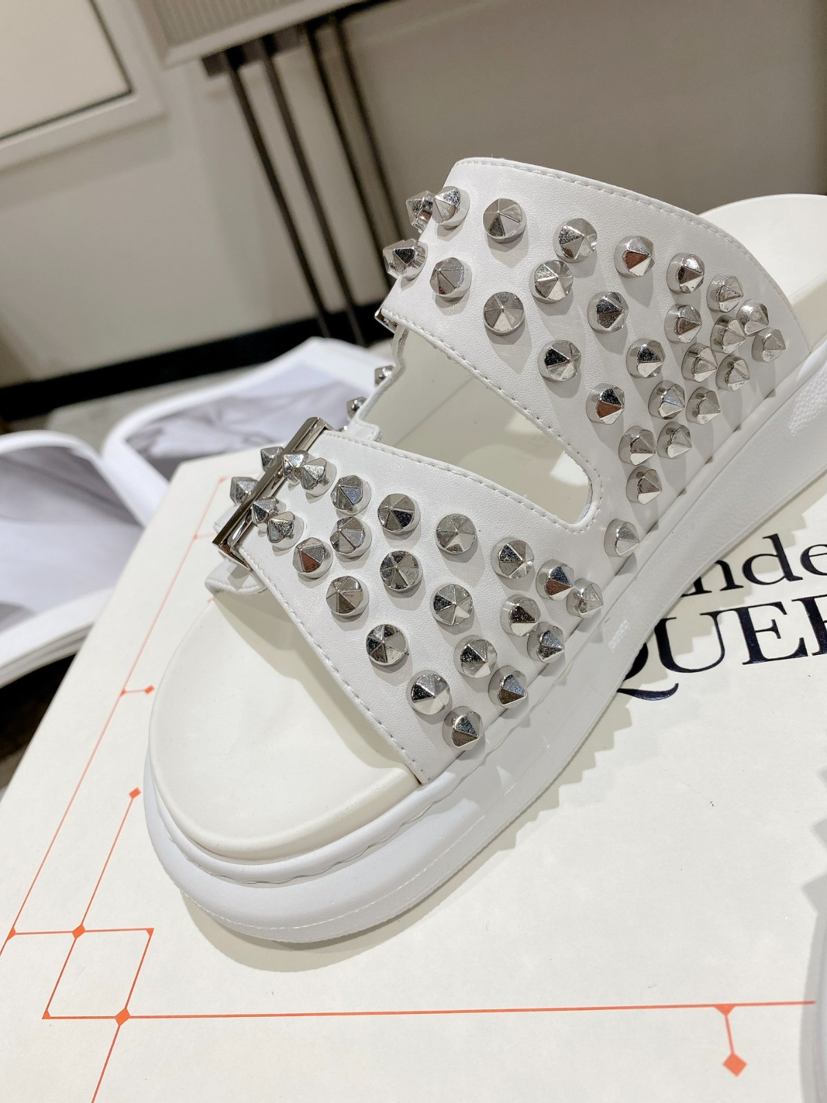 057 32123109 SIZE 35-40