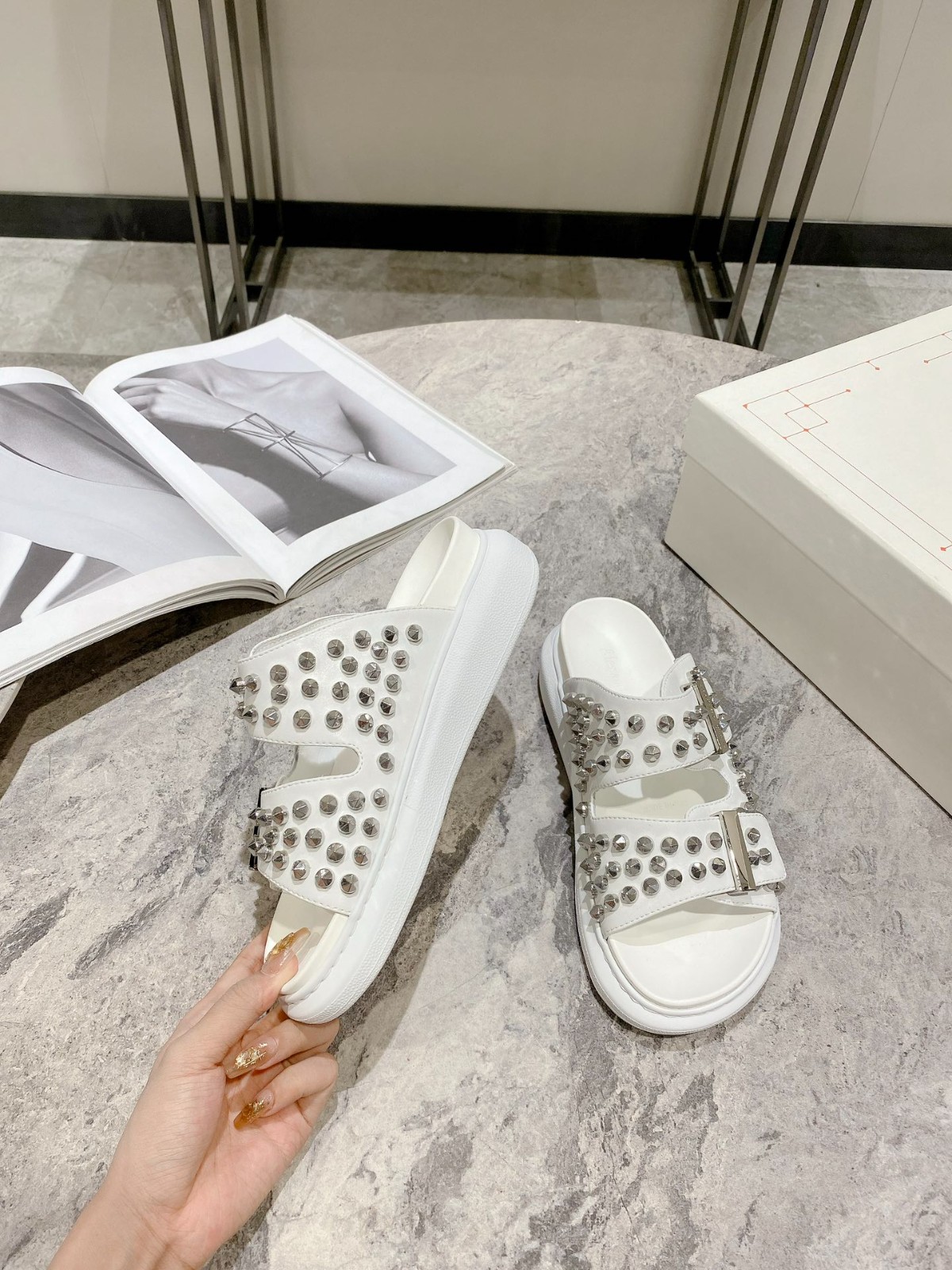 057 32123109 SIZE 35-40