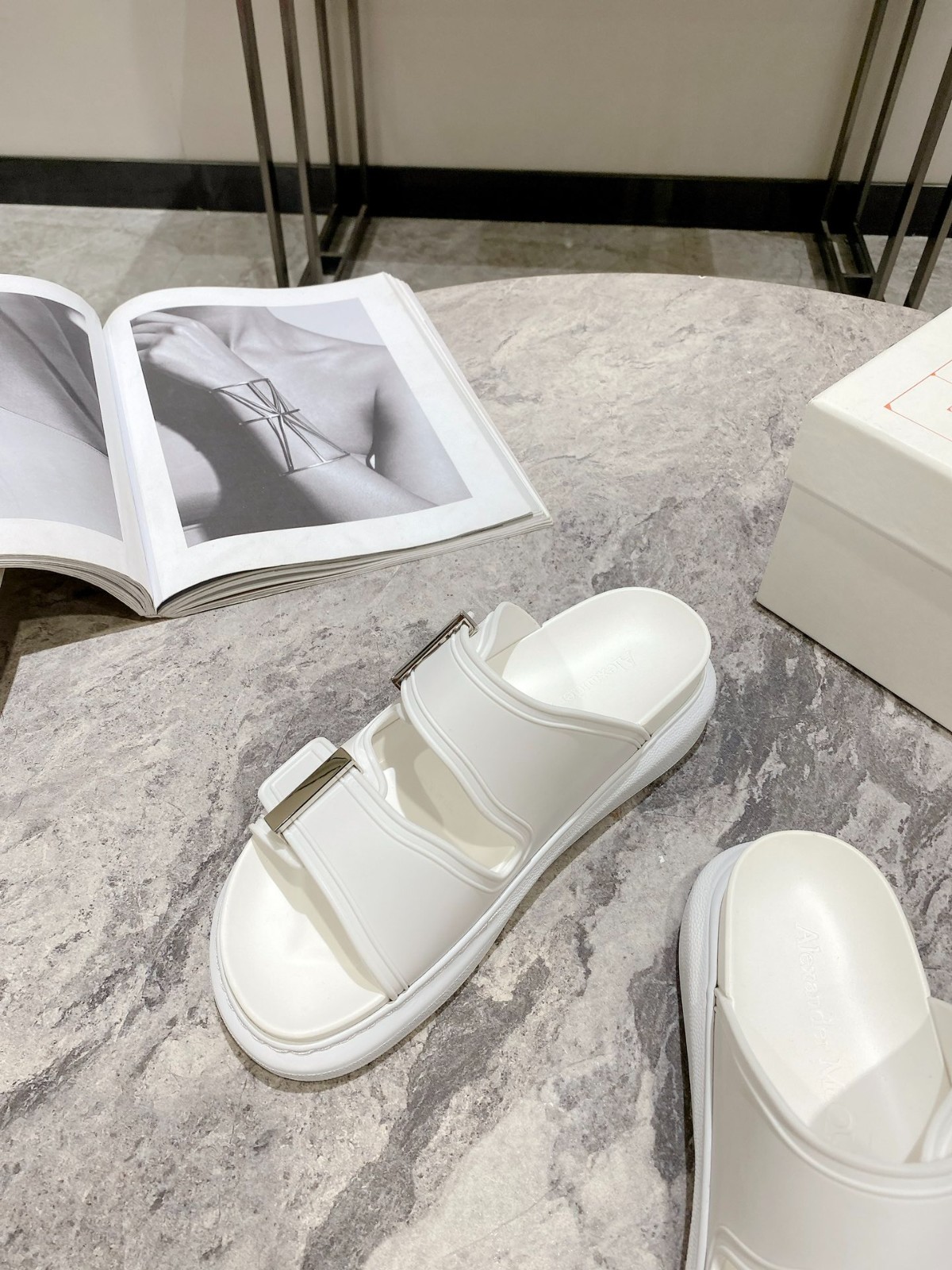 046 23123088 SIZE 35-40