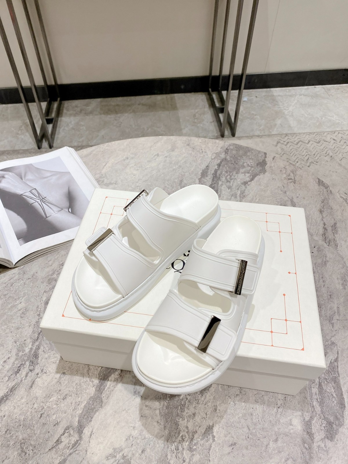 046 23123088 SIZE 35-40
