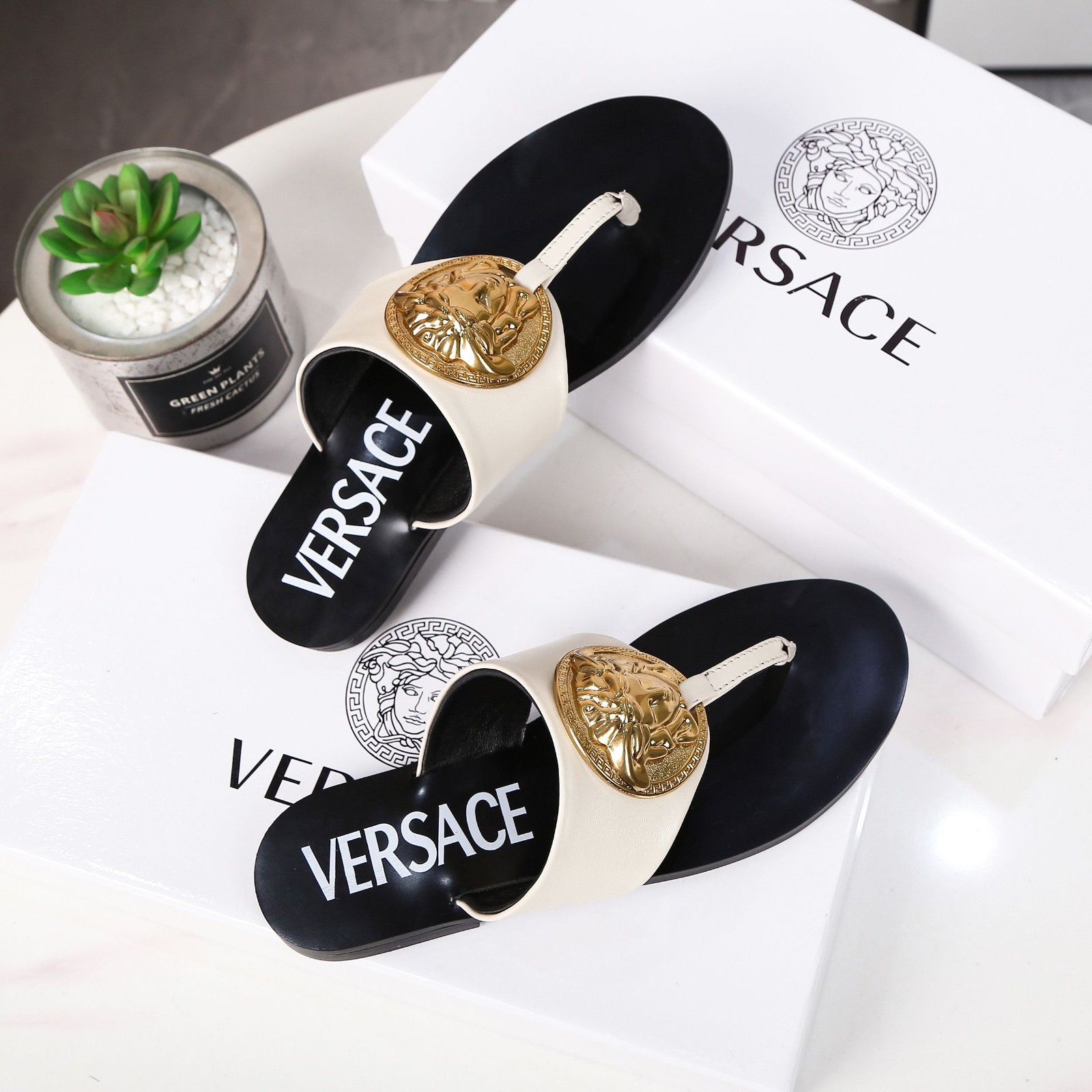 064 035#003-Versace-shoes-01-2022SS