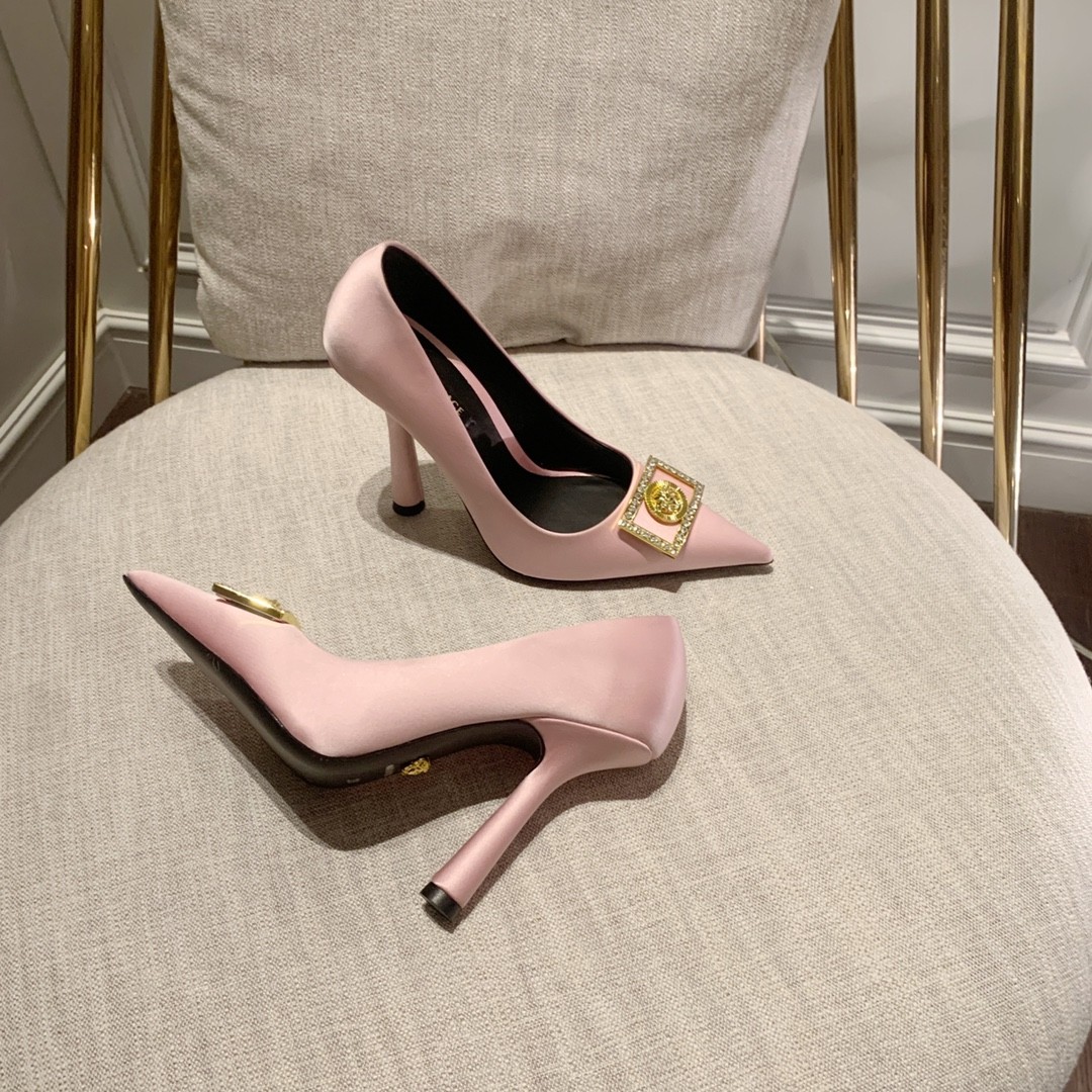 061 032#003-Versace-shoes-01-2022SS