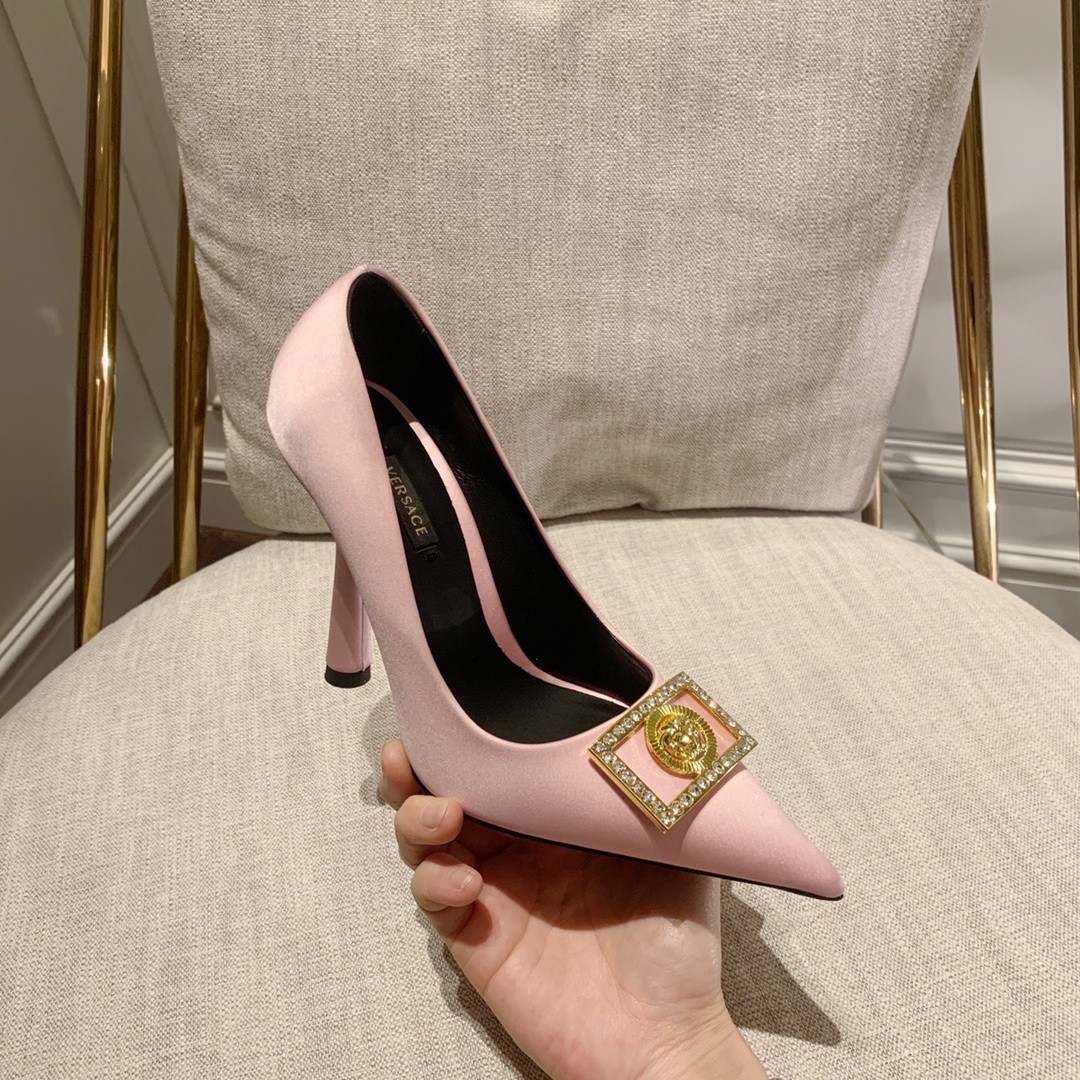 061 032#003-Versace-shoes-01-2022SS