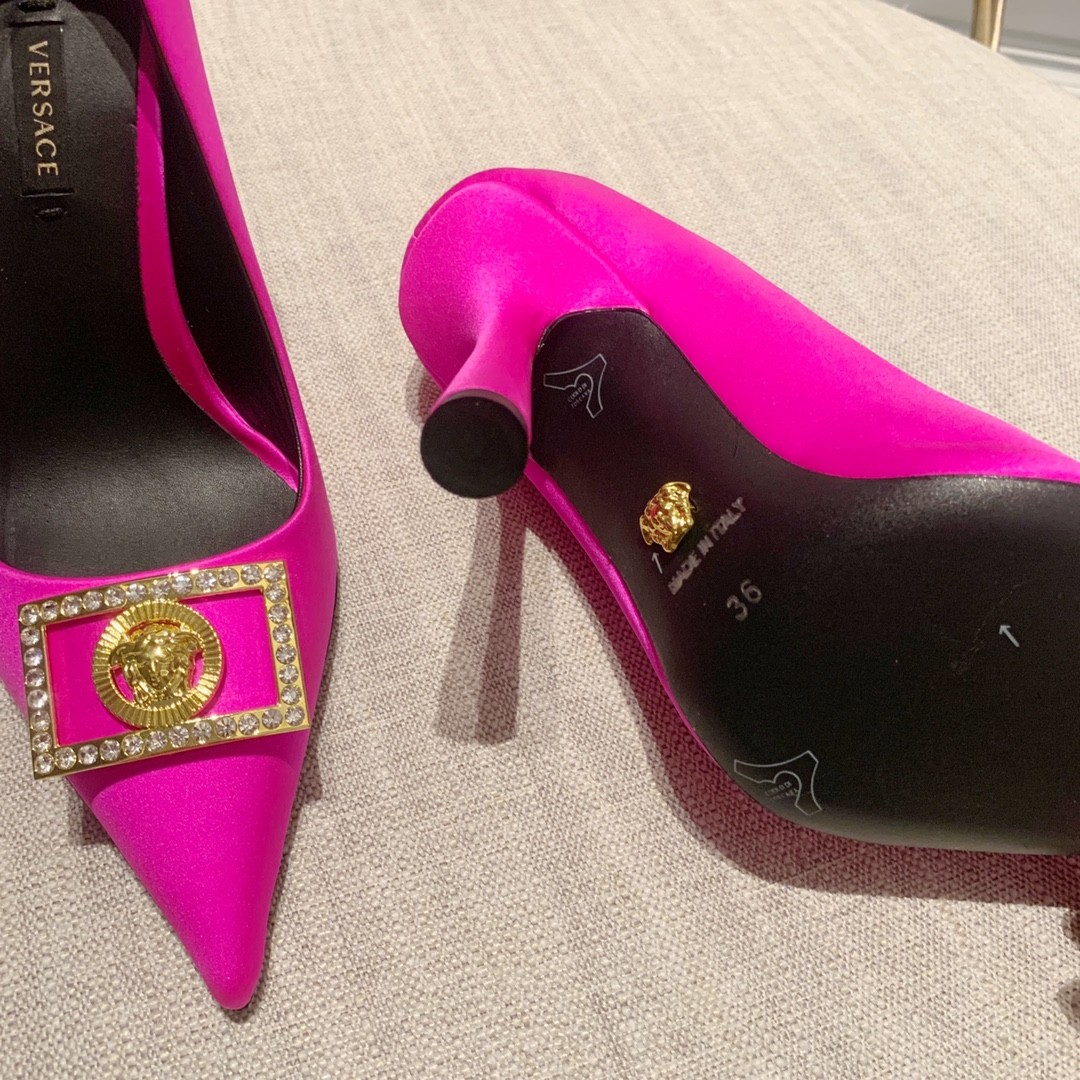 056 026#003-Versace-shoes-01-2022SS