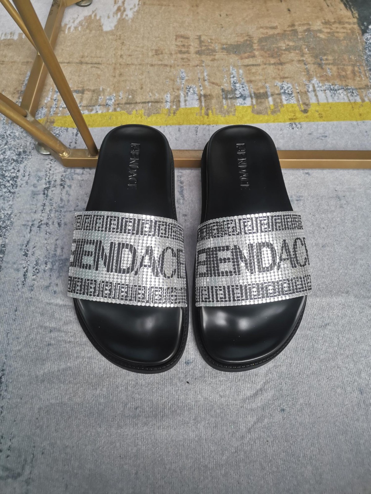 047 001#003-Versace-shoes-01-2022SS