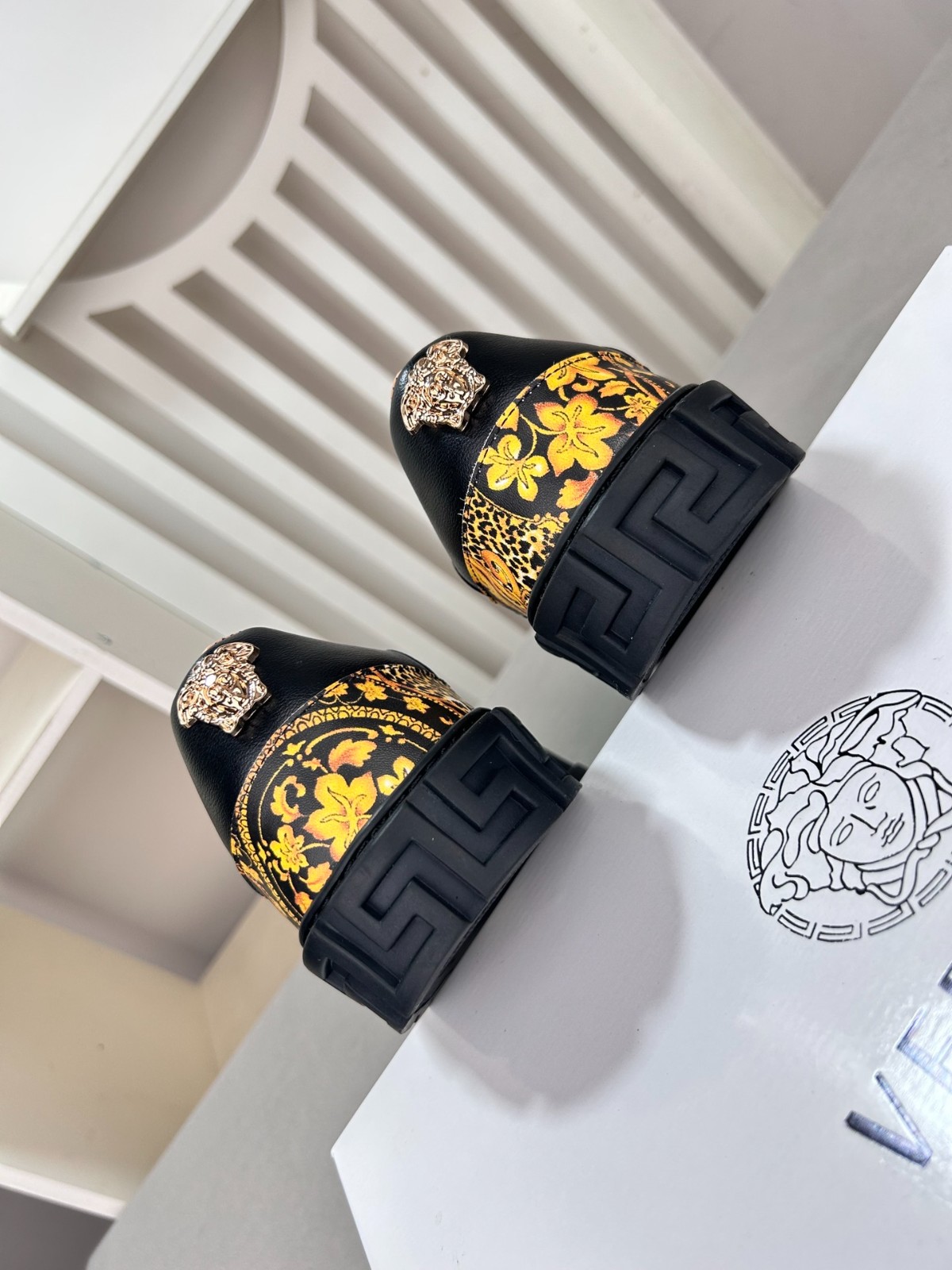 035 049#003-Versace-shoes-2023SS
