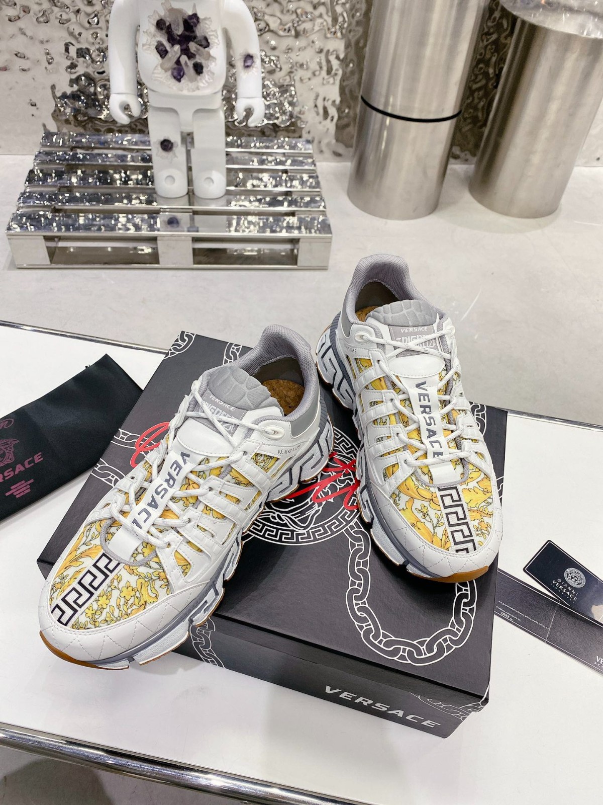 105 055#003-Versace-shoes-02-2023SS