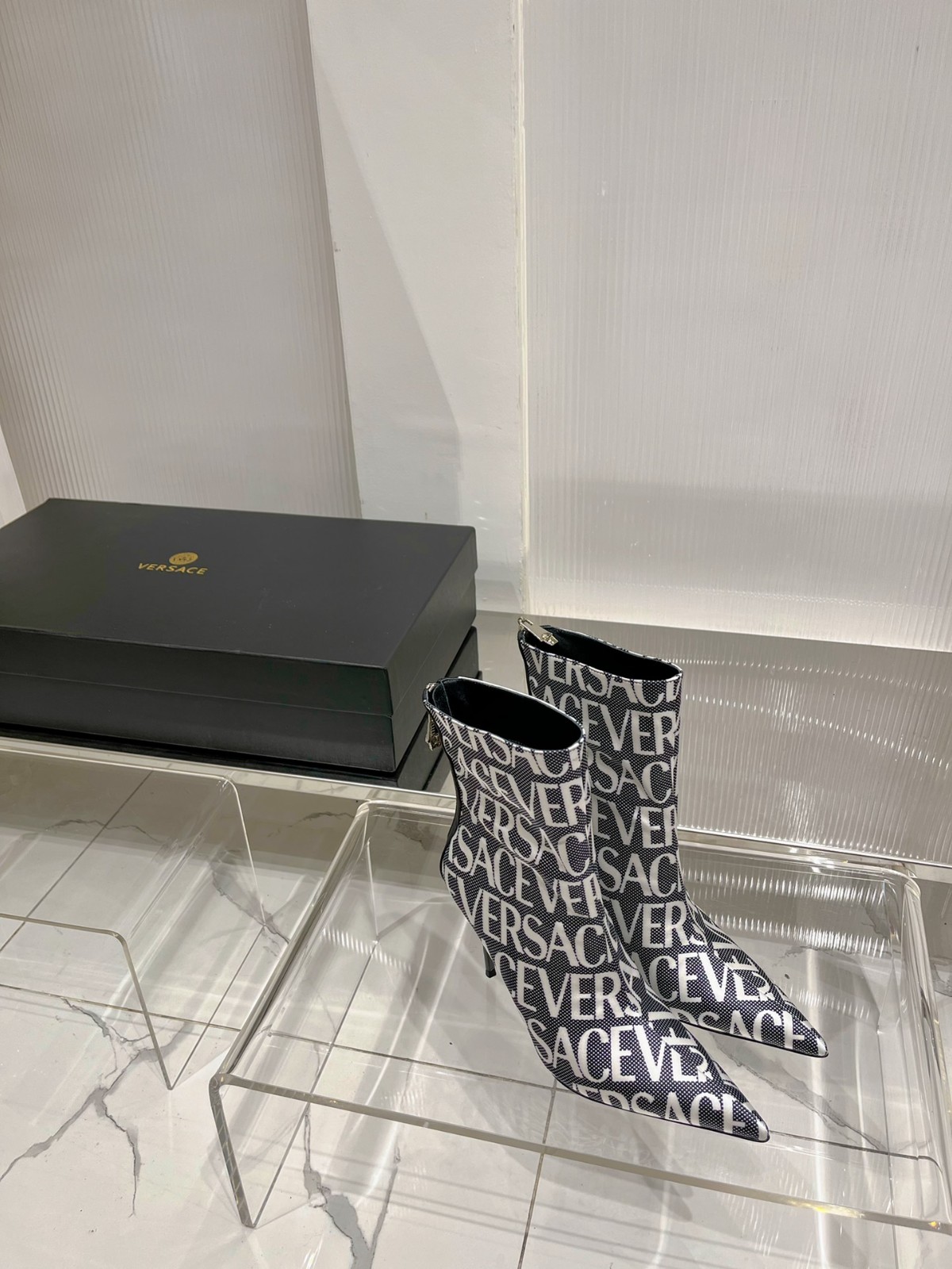 096 046#003-Versace-shoes-02-2023SS