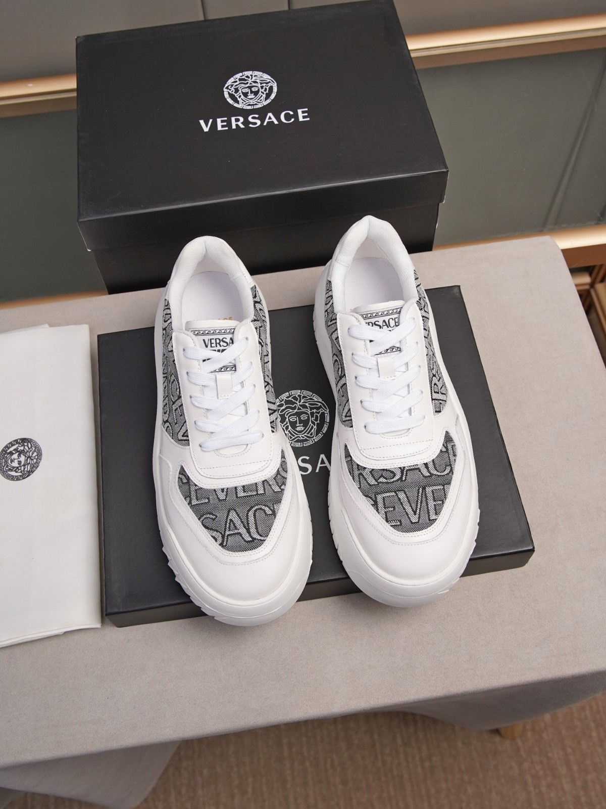 092 042#003-Versace-shoes-02-2023SS
