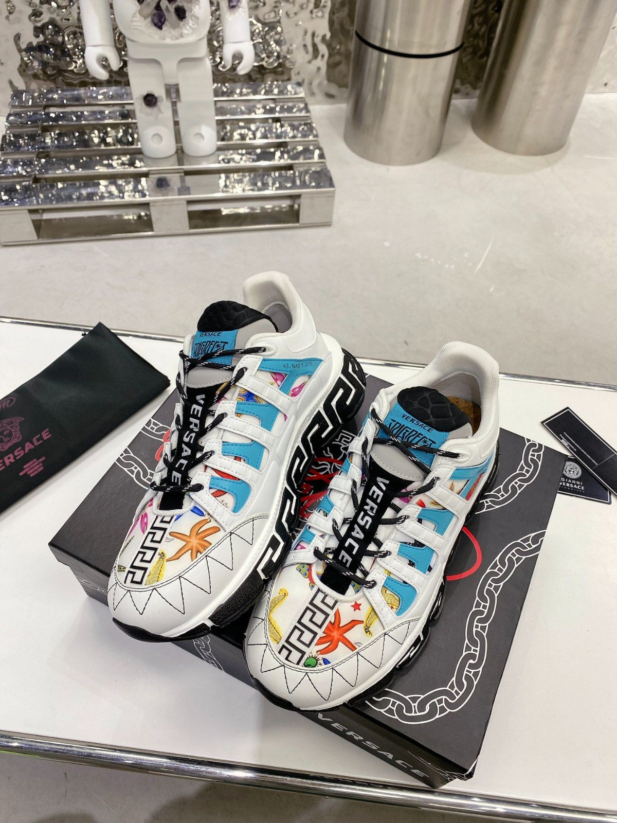 091 041#003-Versace-shoes-02-2023SS