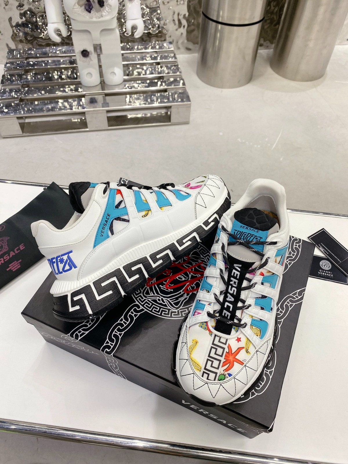 091 041#003-Versace-shoes-02-2023SS