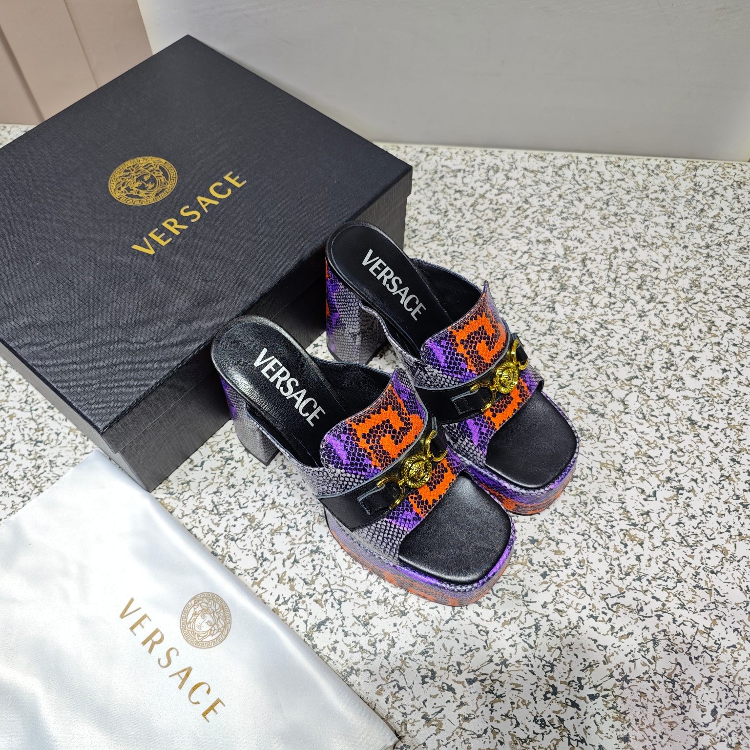 083 033#003-Versace-shoes-02-2023SS