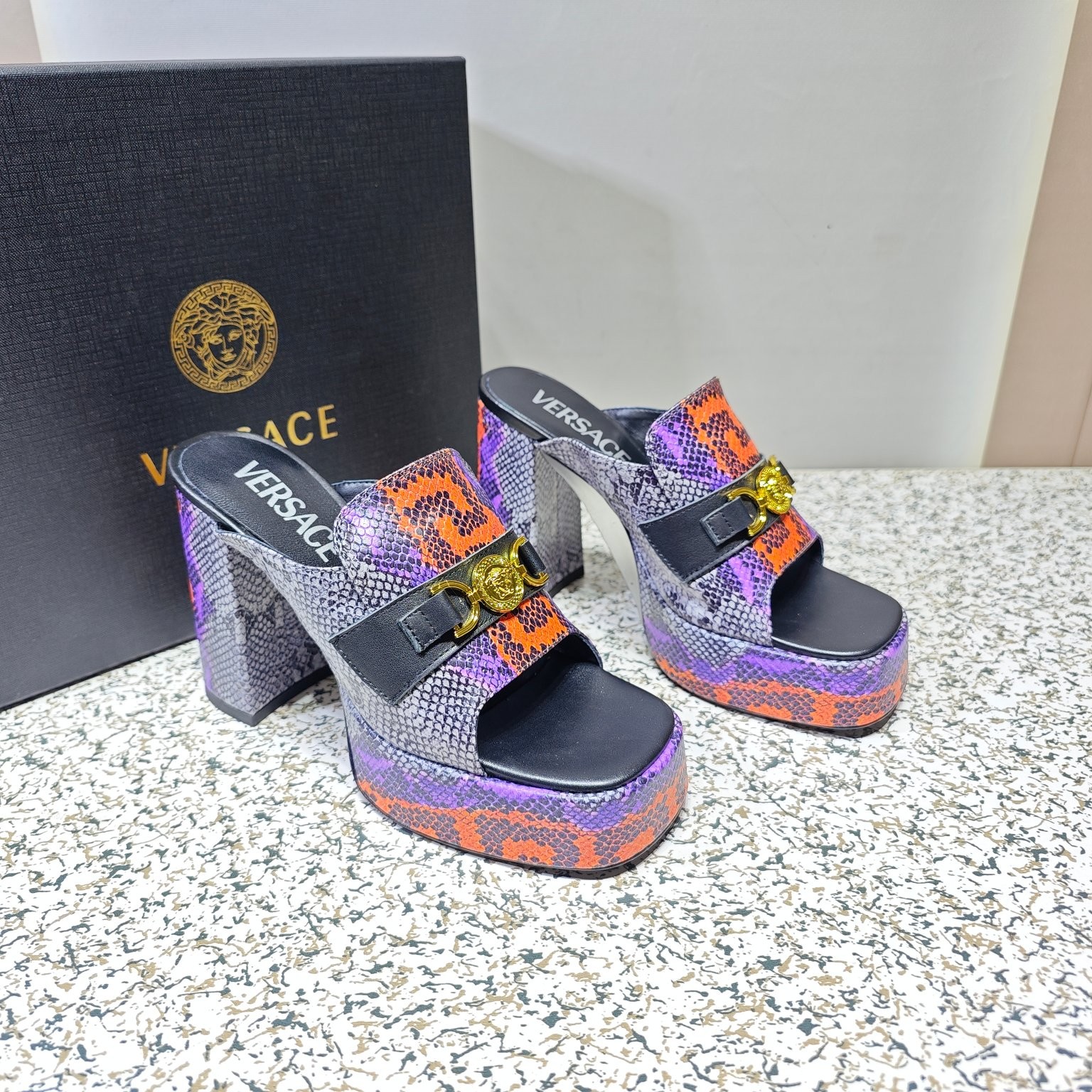 083 033#003-Versace-shoes-02-2023SS