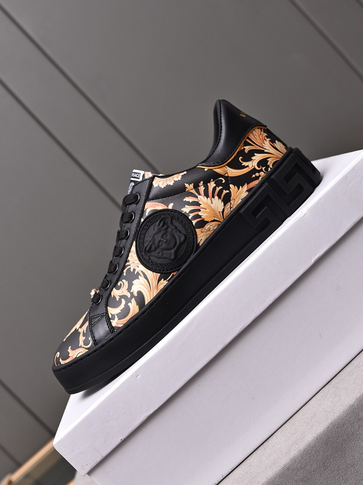 064 014#003-Versace-shoes-02-2023SS