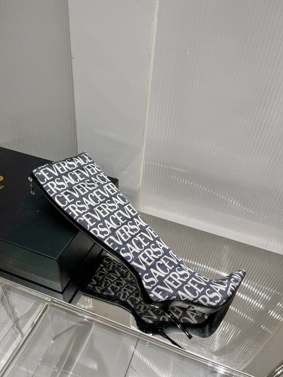 063 013#003-Versace-shoes-02-2023SS