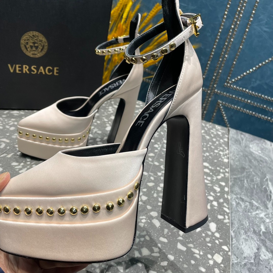 119 42123132 SIZE 35-42