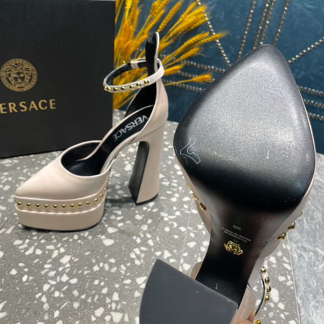 119 42123132 SIZE 35-42