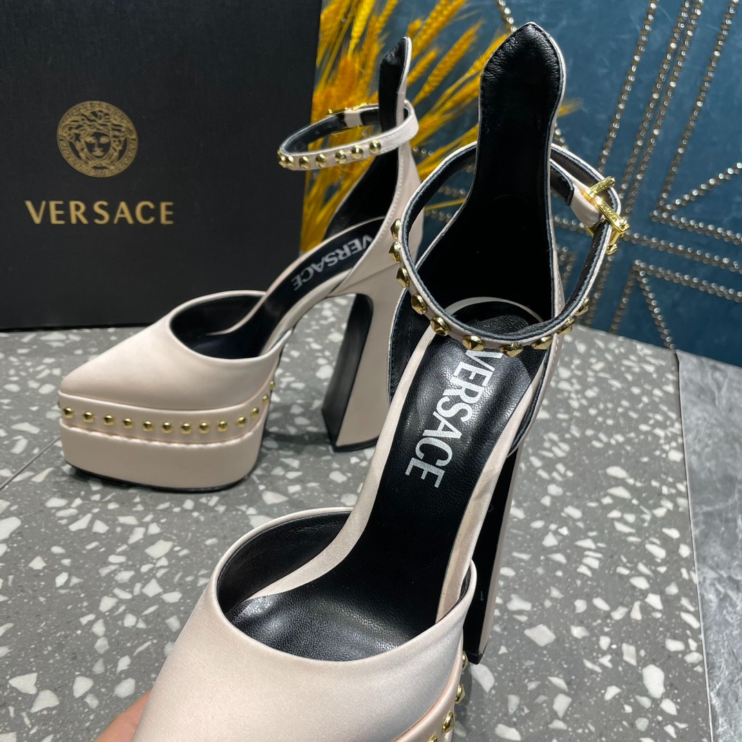 119 42123132 SIZE 35-42