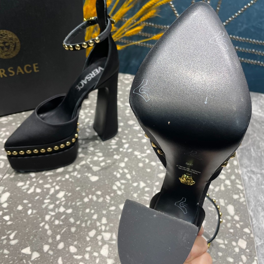 117 42123132 SIZE 35-42