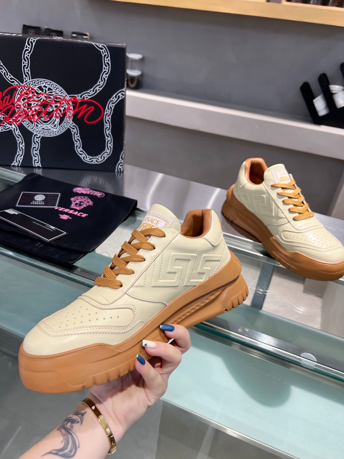 068 SIZE 35-46