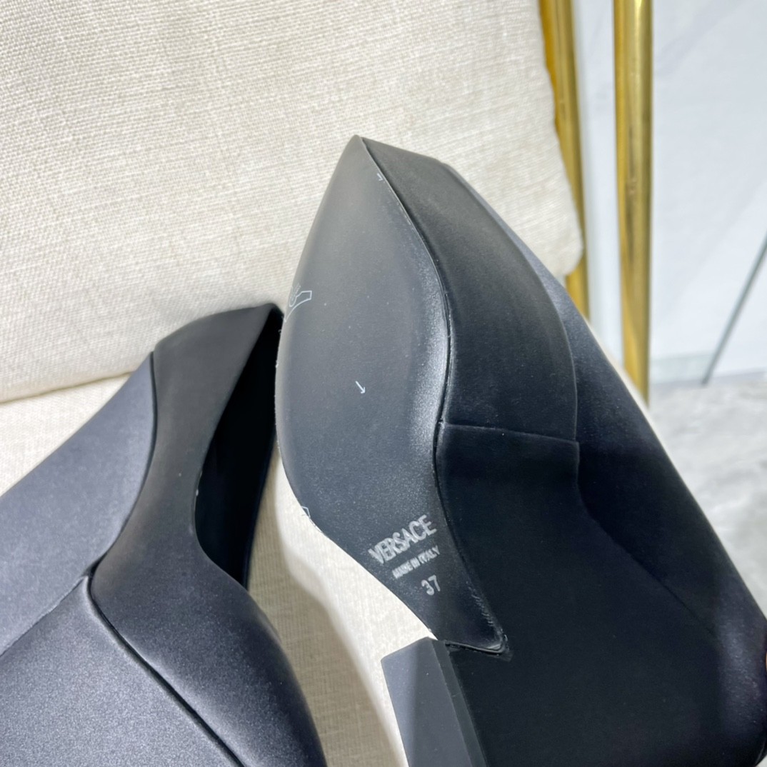 052 40123127 SIZE 35-41