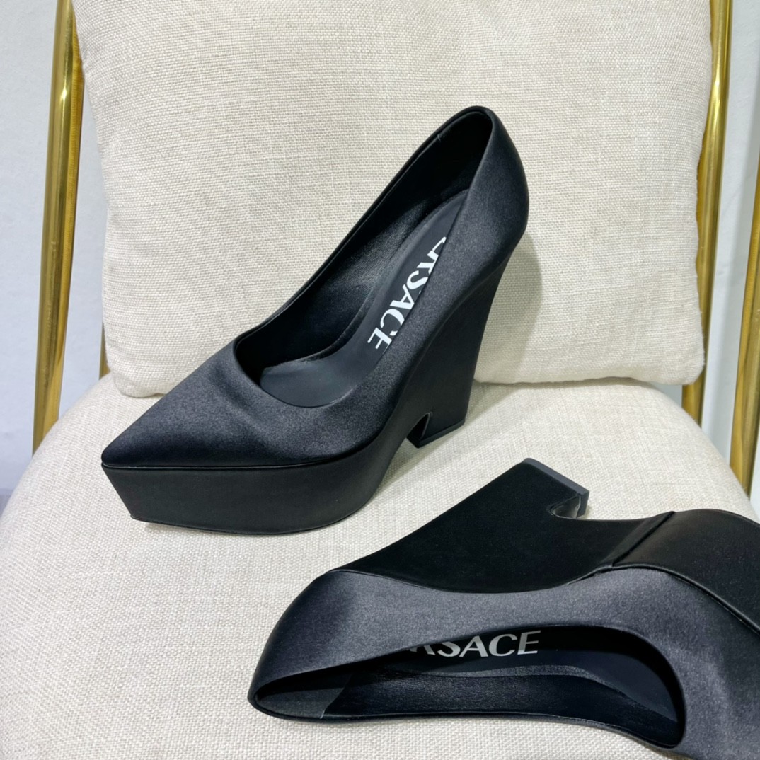 052 40123127 SIZE 35-41