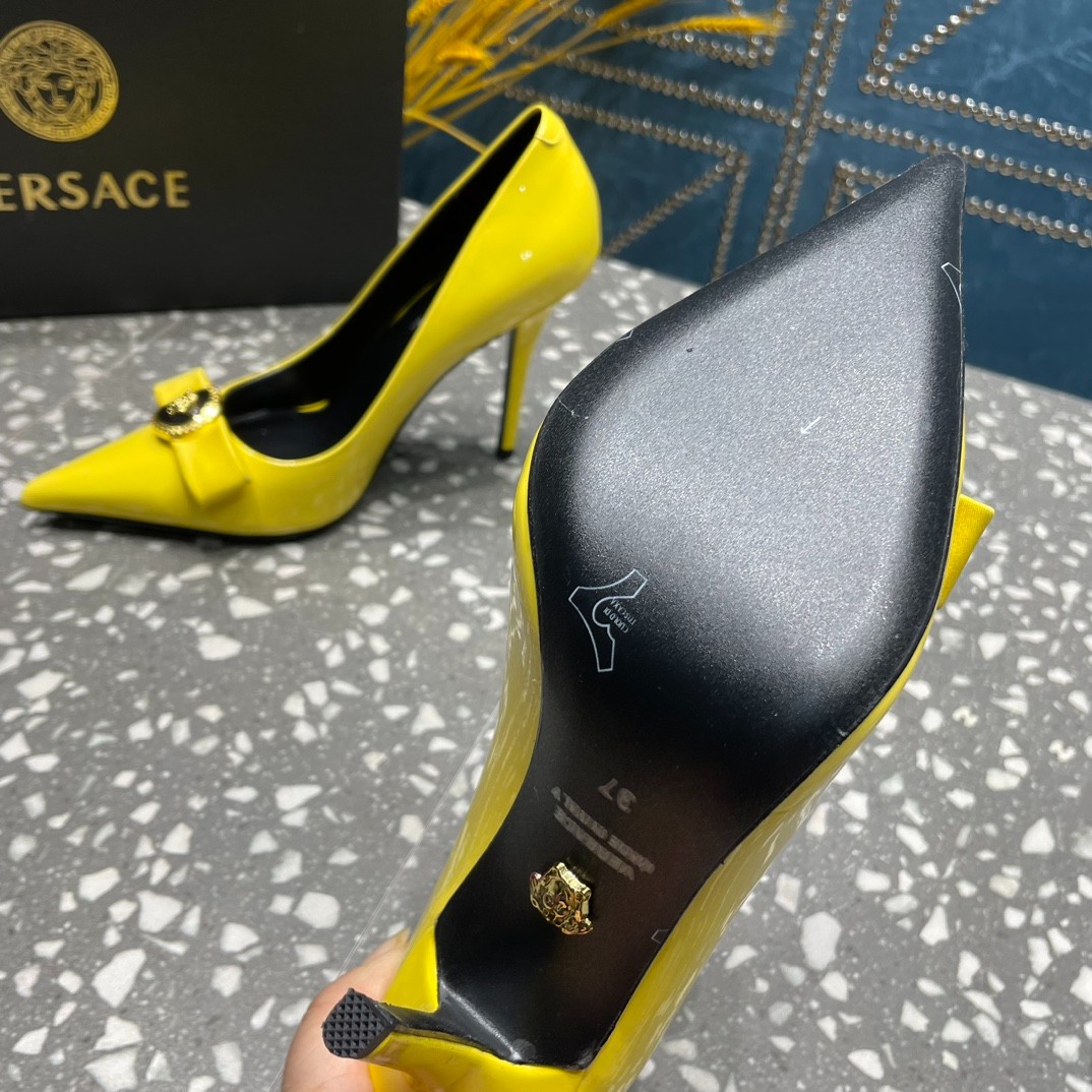 049 33123111 SIZE 35-42